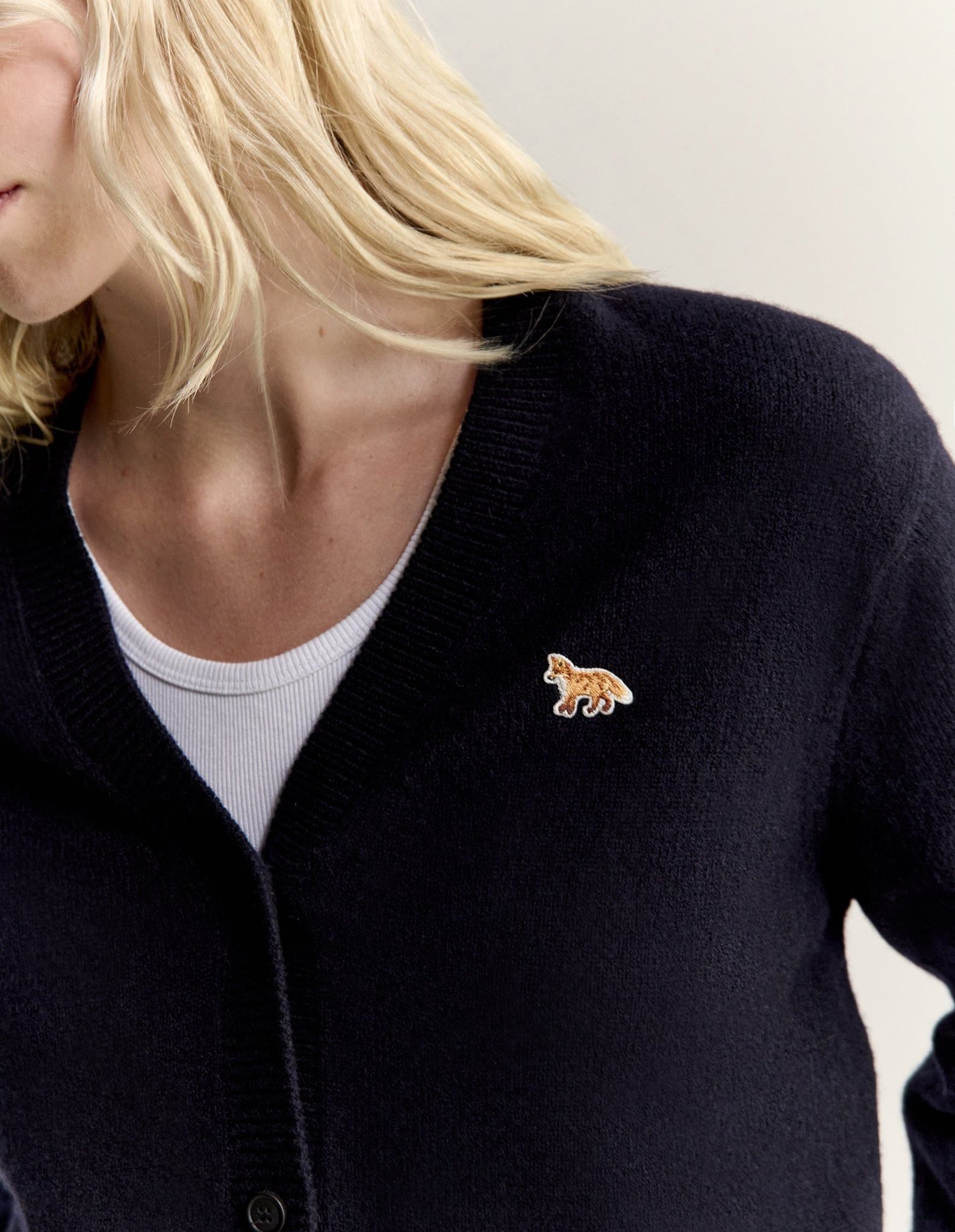 Áo Cardigan Boxy Baby Fox Lambswool dáng Boxy