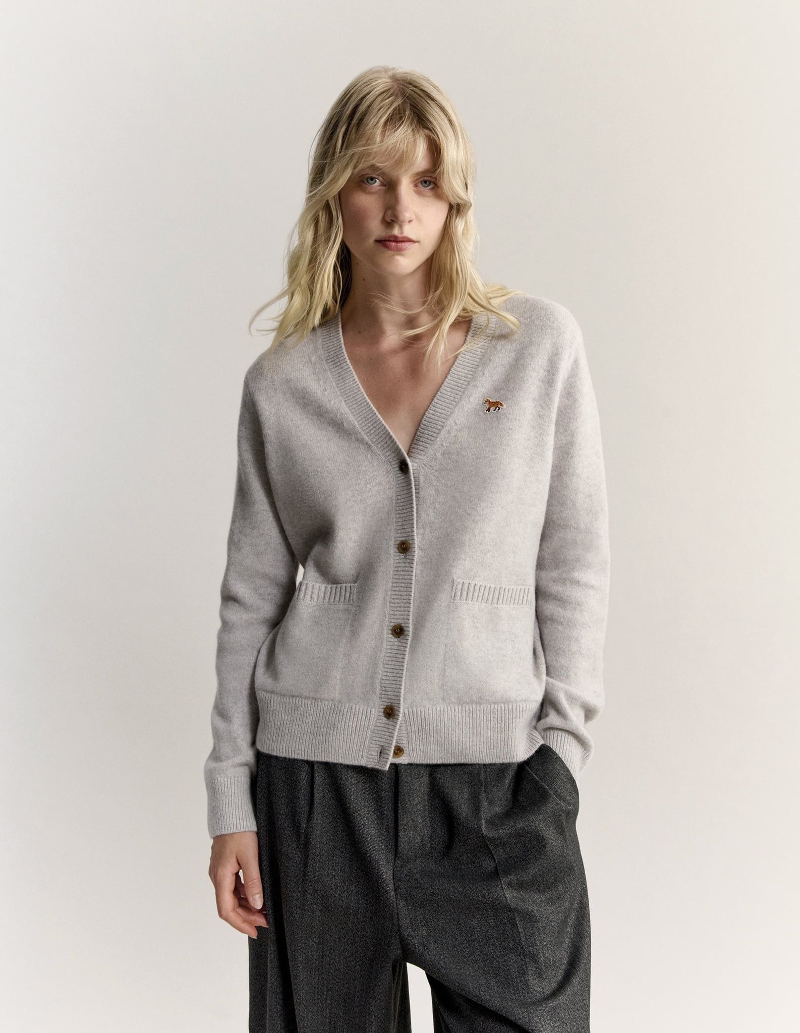Áo Cardigan Boxy Baby Fox Lambswool dáng Boxy