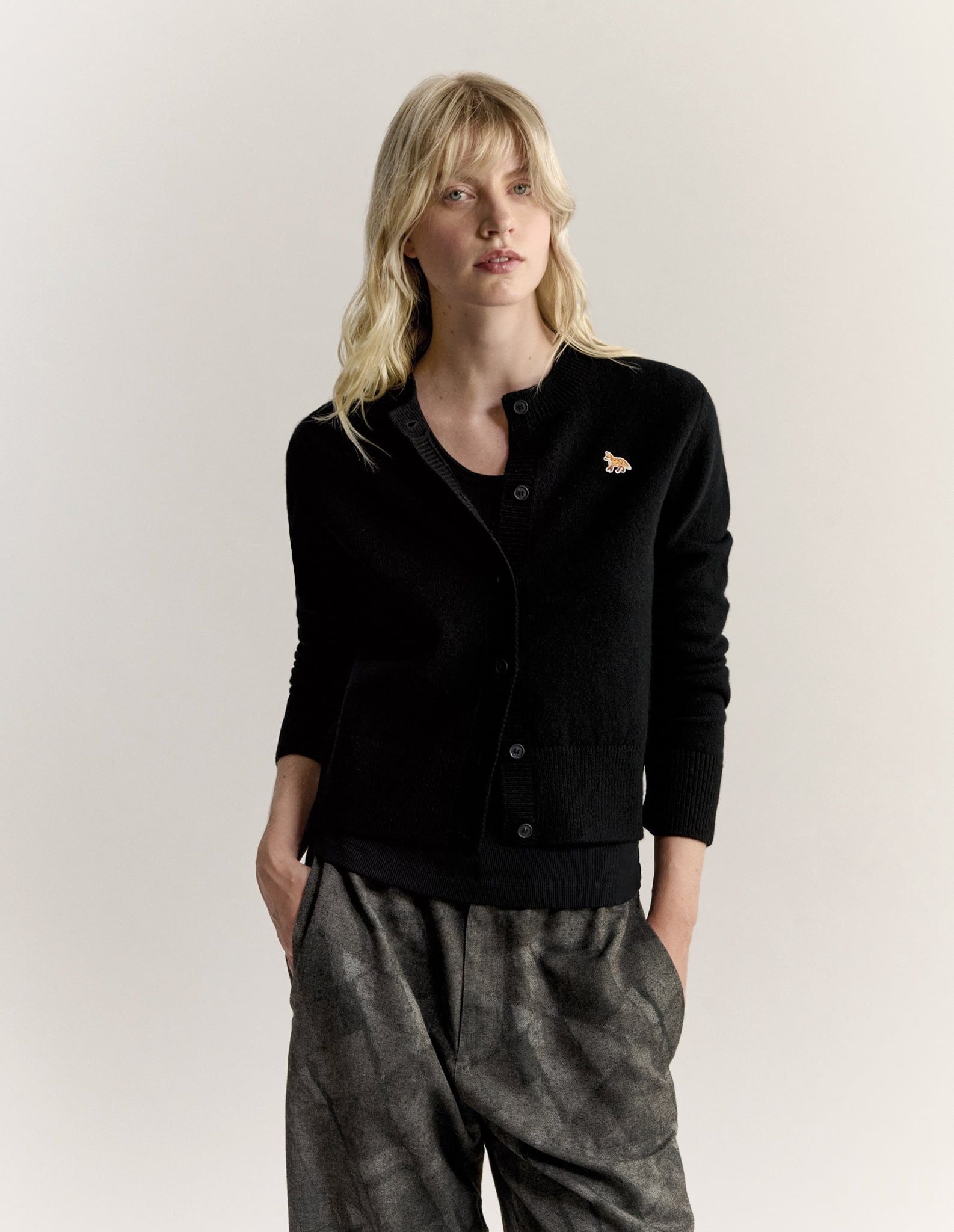 Áo Cardigan nữ Baby Fox Lambswool dáng Fitted