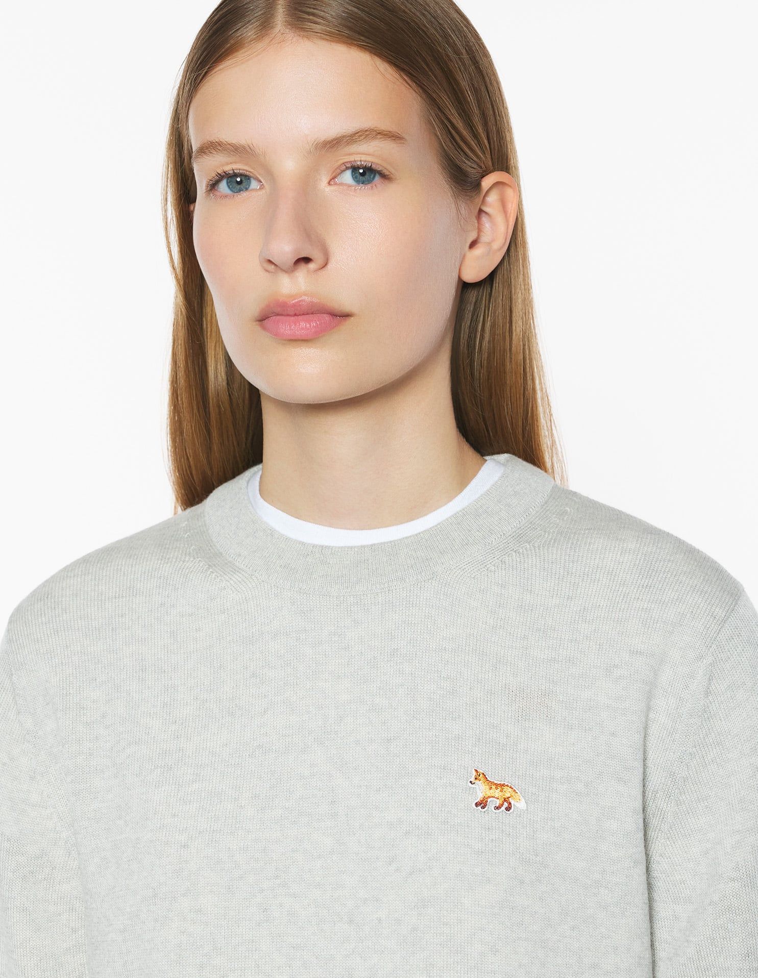 Maison Kitsuné - Áo len nữ Baby Fox Merino dáng Regular