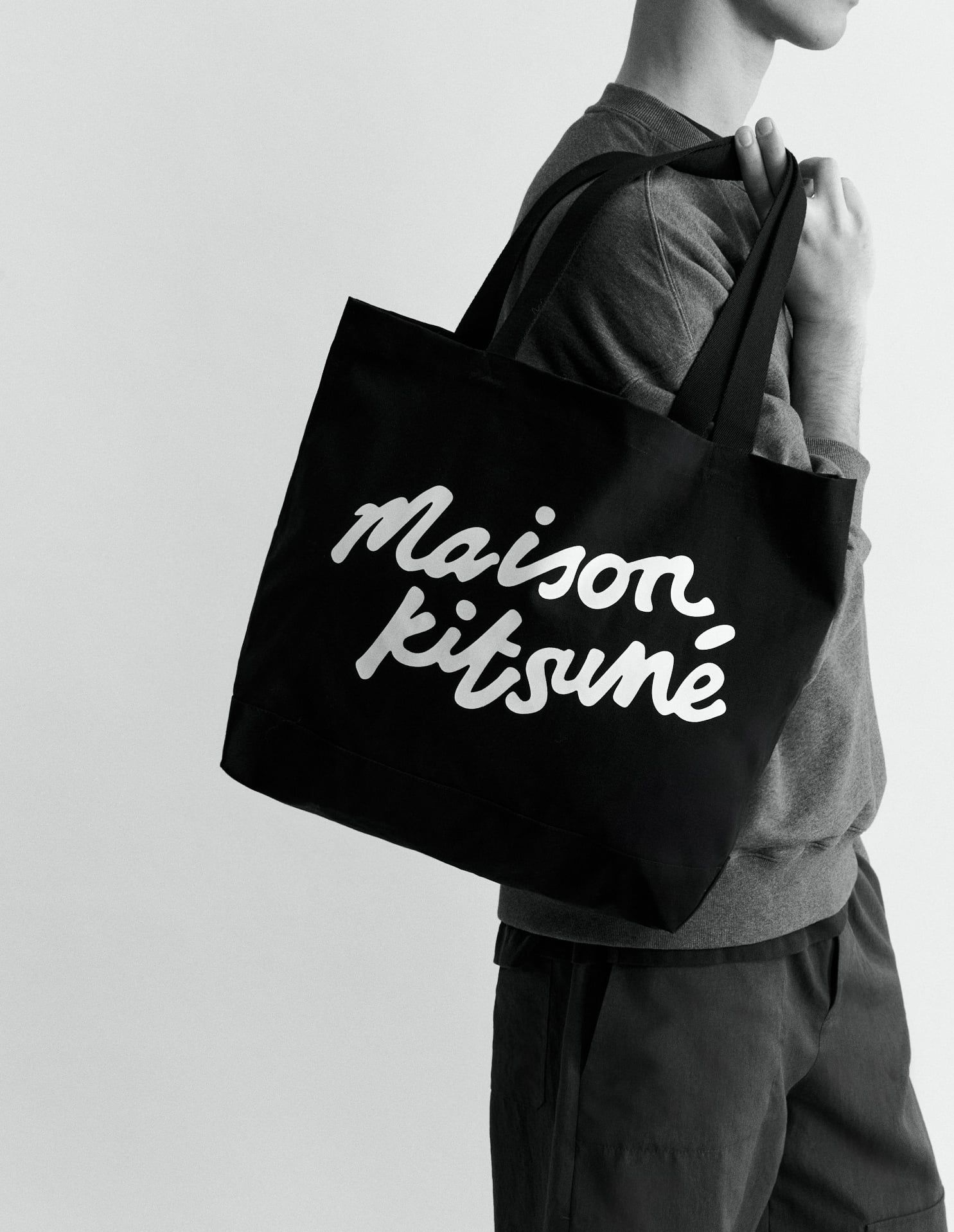 Túi tote Maison Kitsuné Handwriting