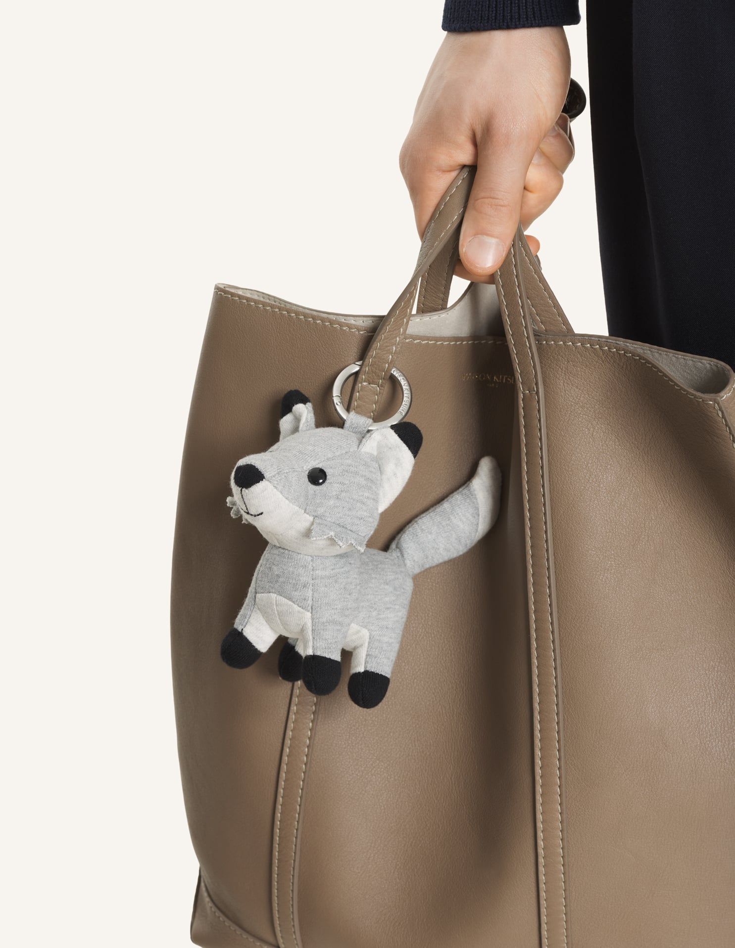 Maison Kitsuné - Móc khóa túi hình cáo
