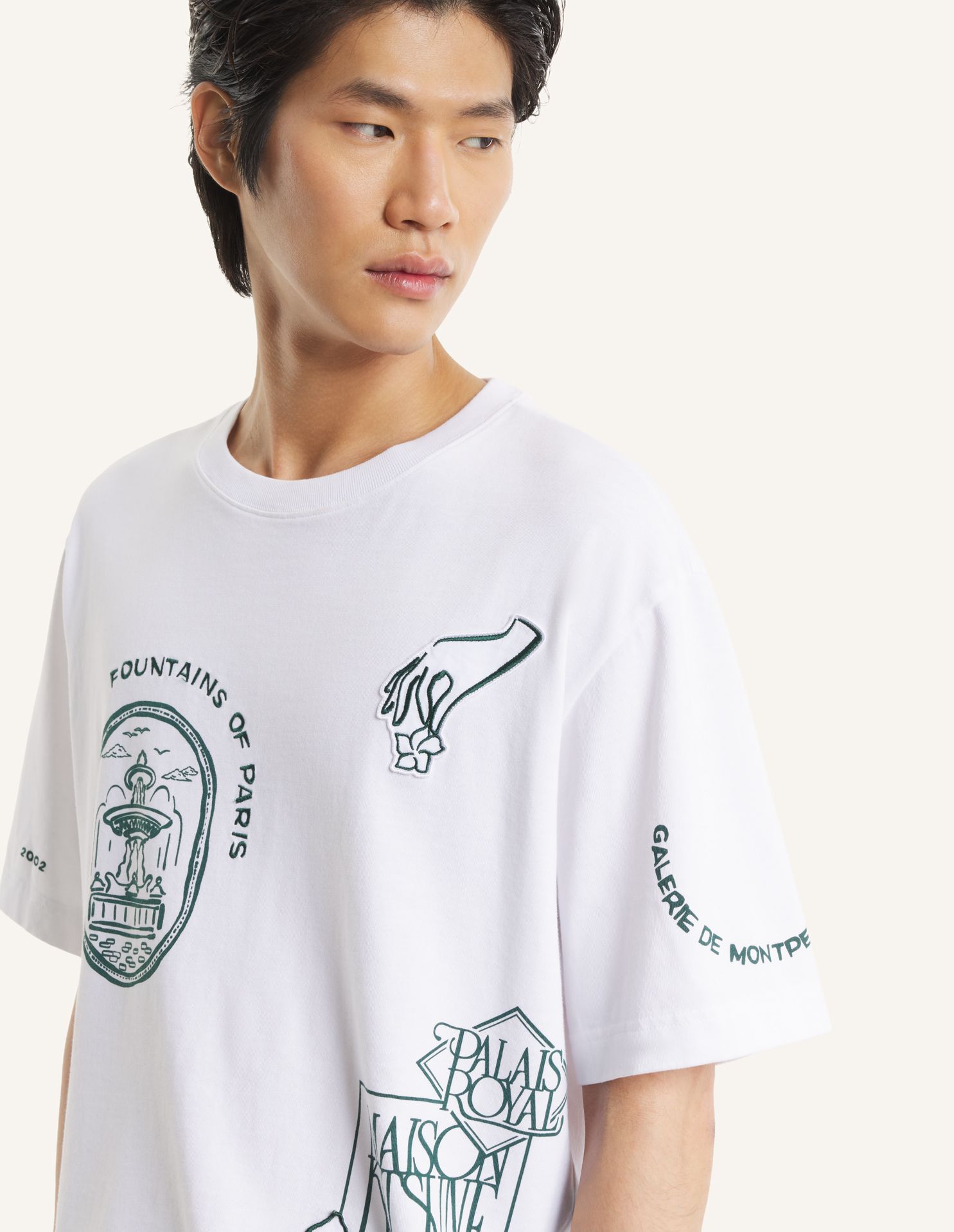 Áo thun in hoạ tiết dáng Oversize