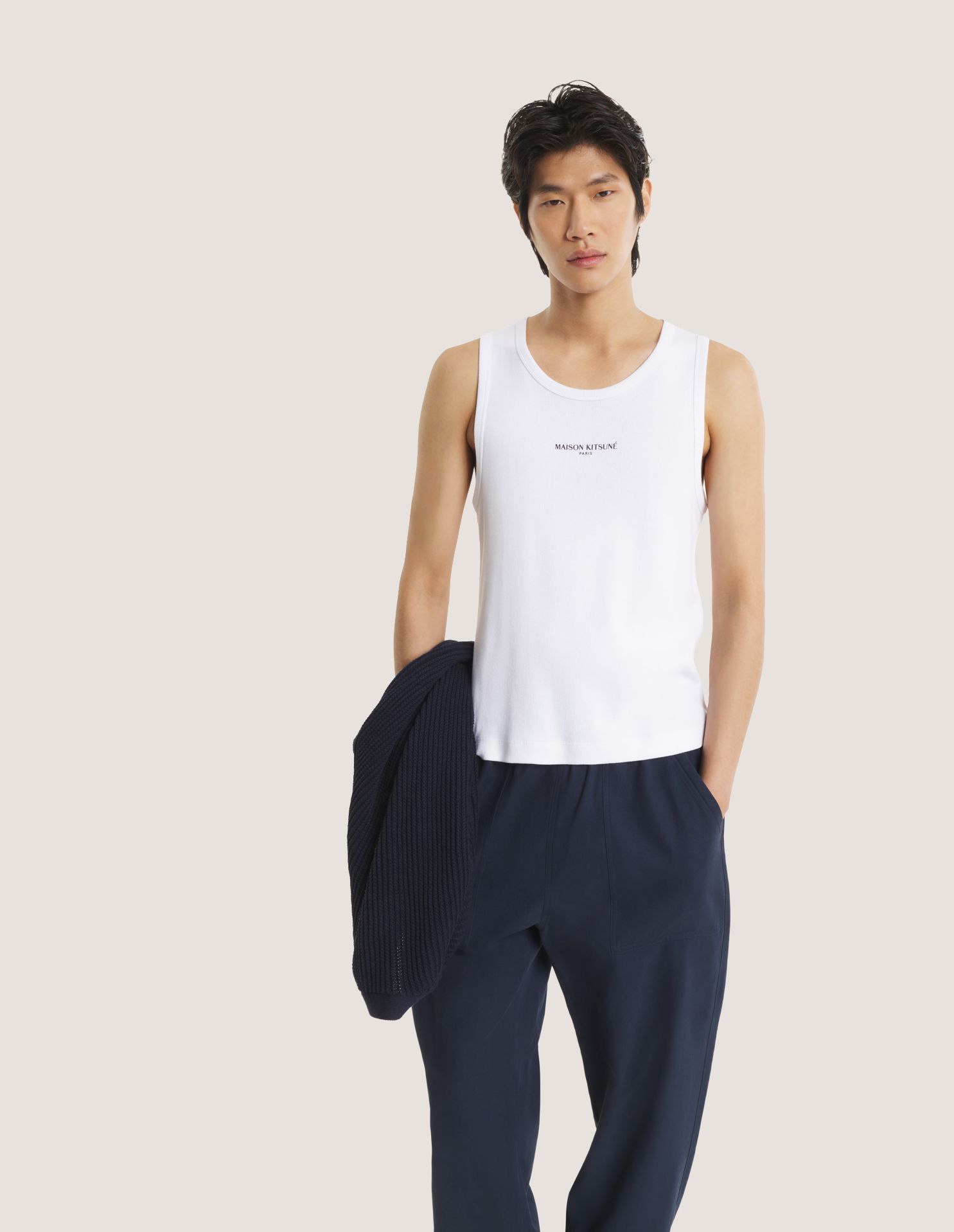 Áo tank top Maison Kitsune Paris dáng fitted