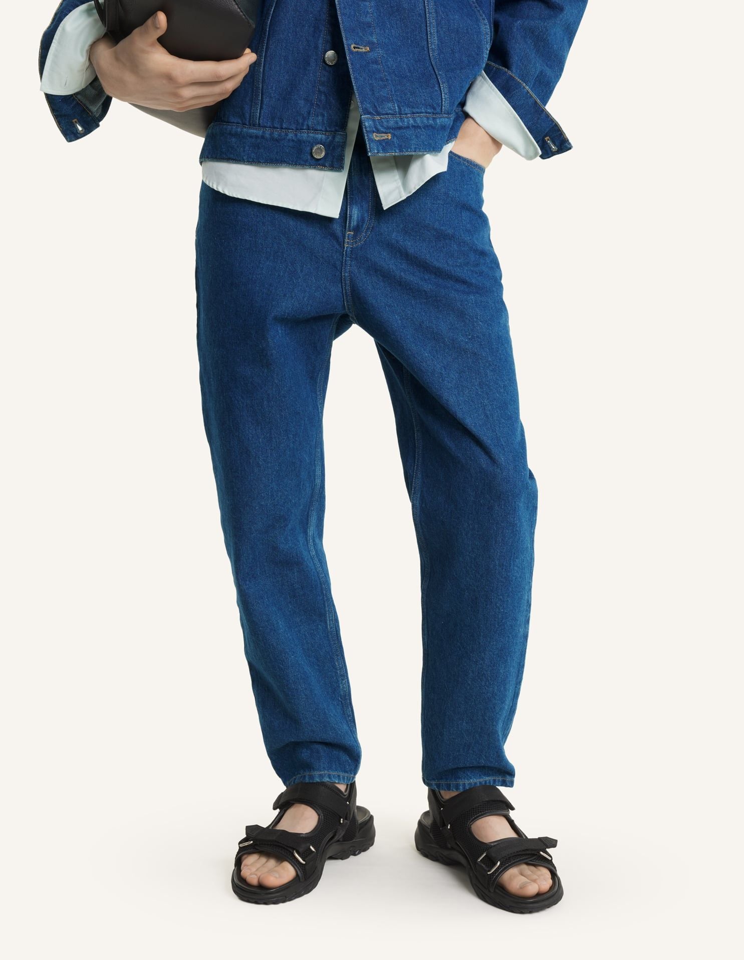 Quần Jeans nam ống côn