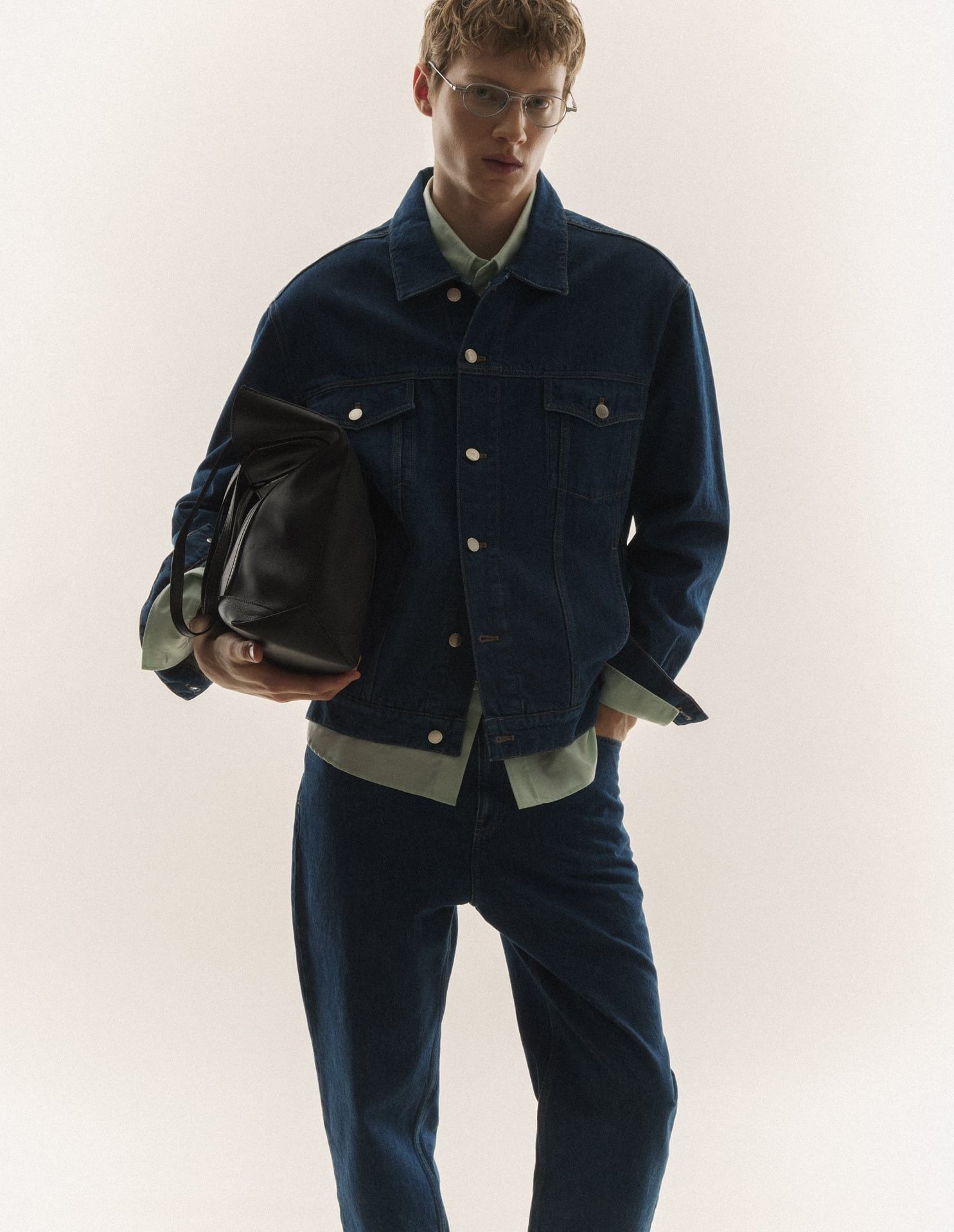 Quần Jeans nam ống côn