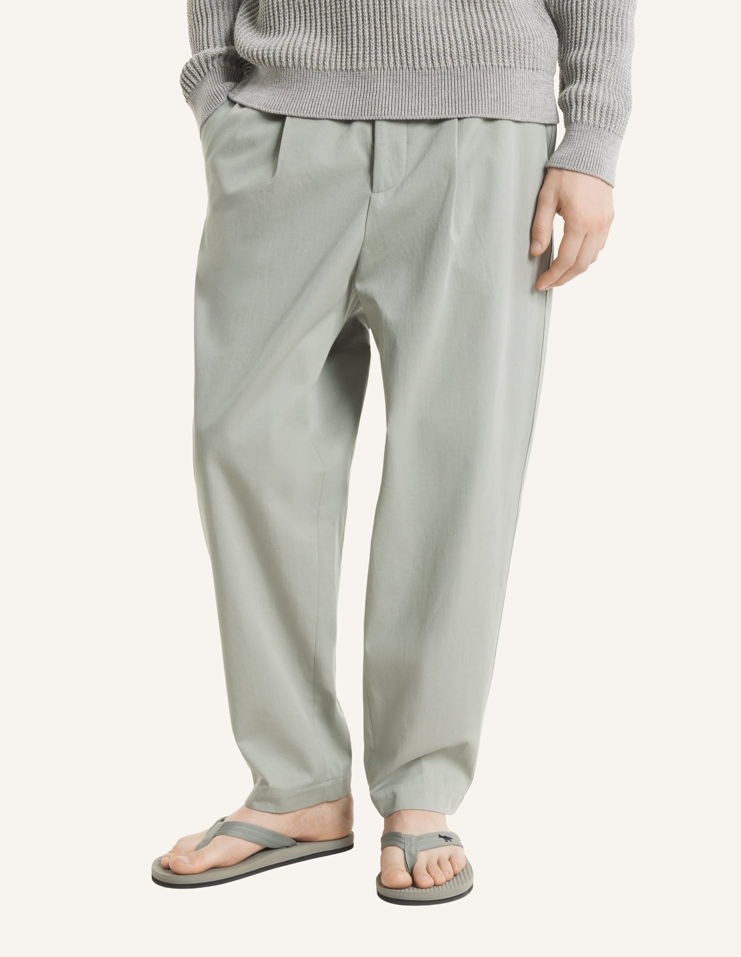 Maison Kitsuné - Quần xếp ly co giãn