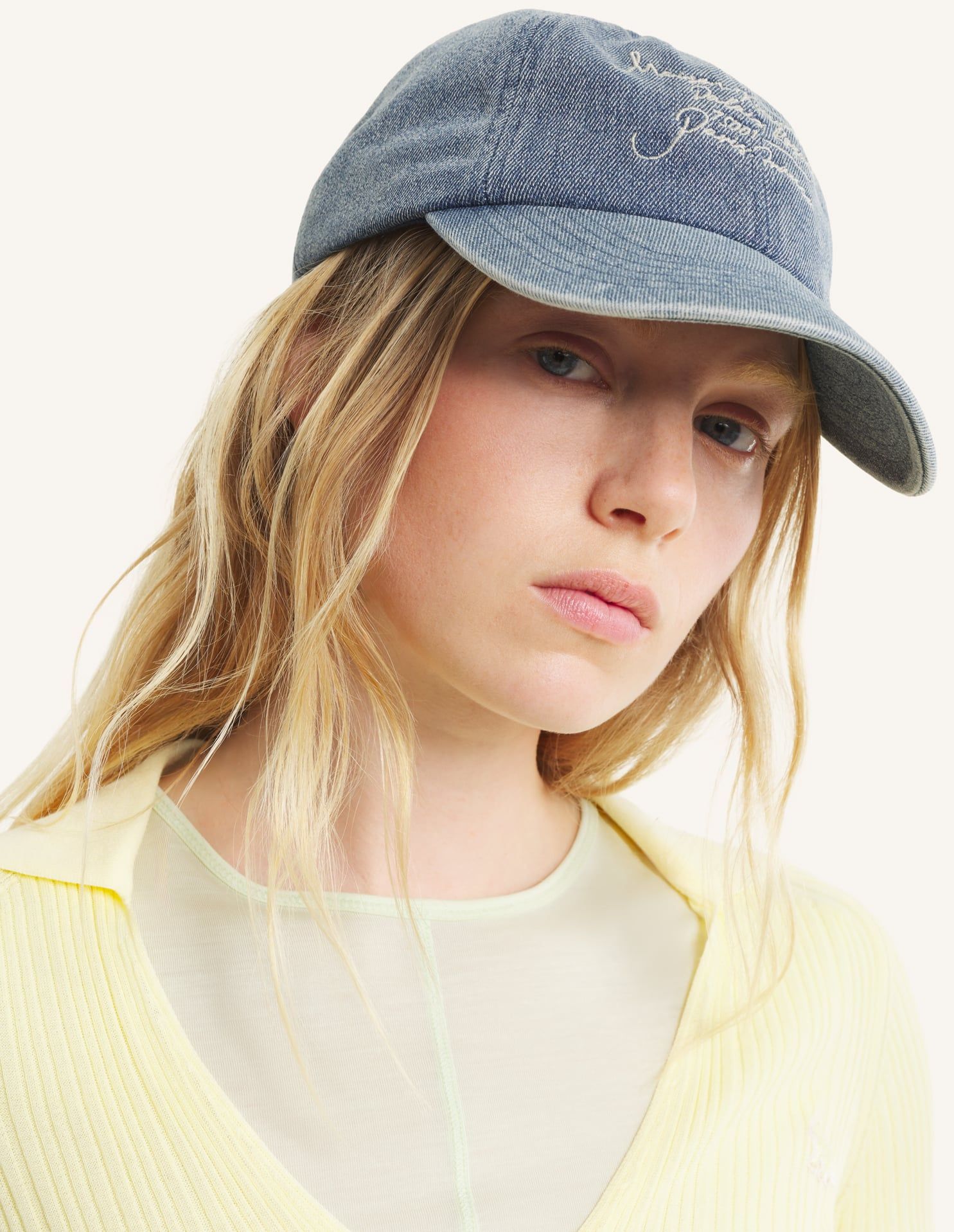 Maison Kitsuné - Mũ denim Poetic Script