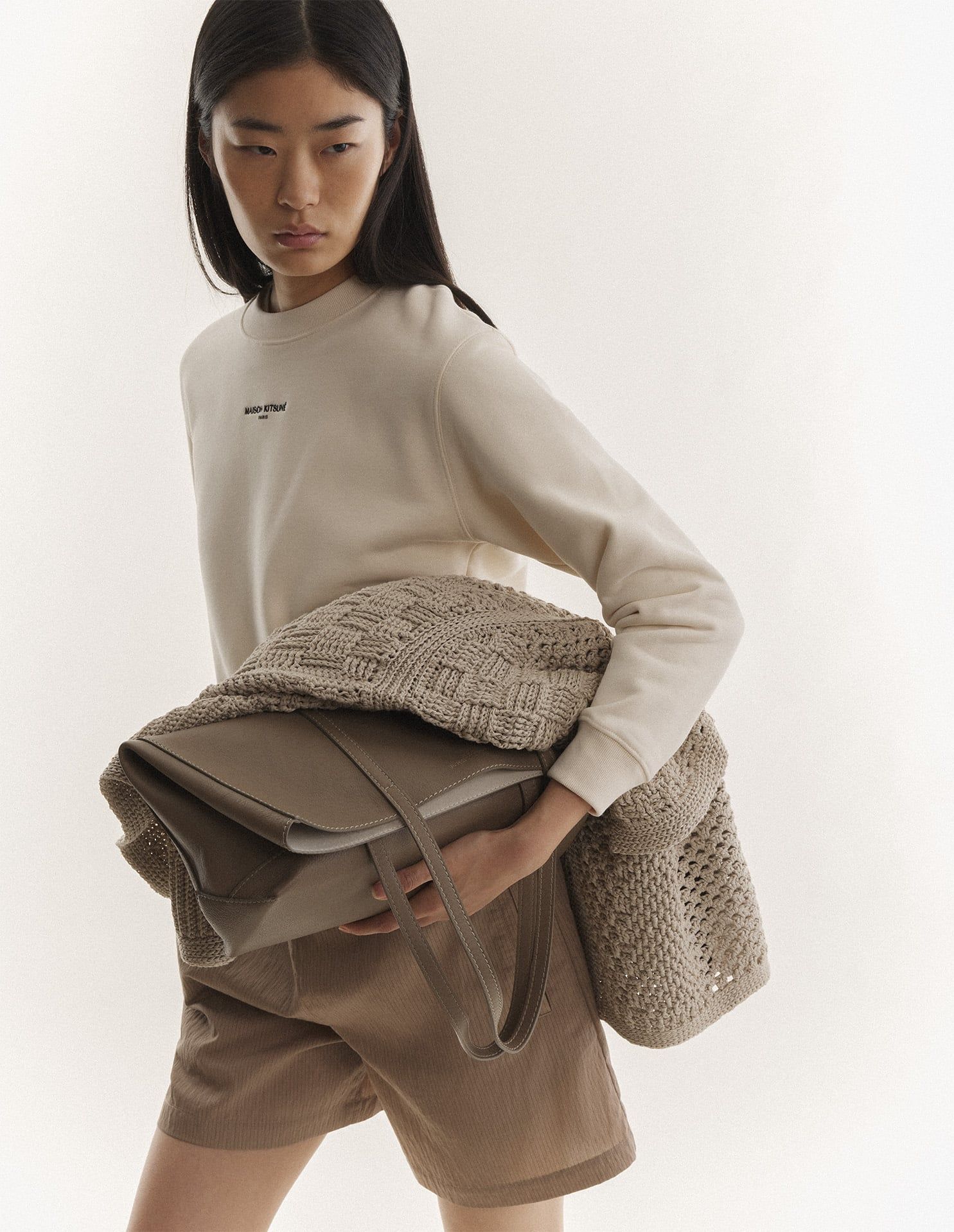 Maison Kitsuné - Áo nỉ nữ Maison Kitsune Paris dáng Cropped