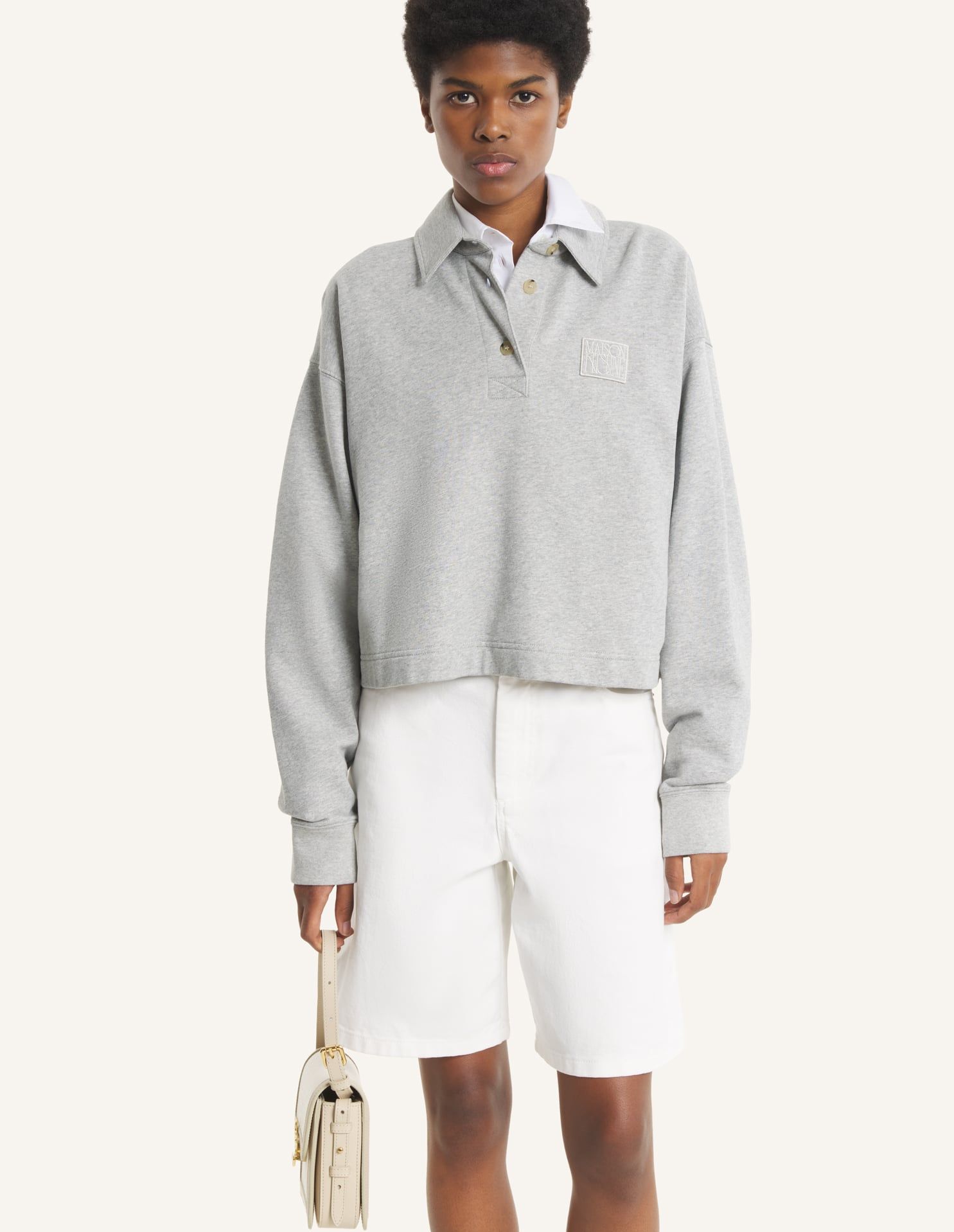 Maison Kitsuné - Áo nỉ polo nữ MAISON KITSUNE STAMP dáng Cropped