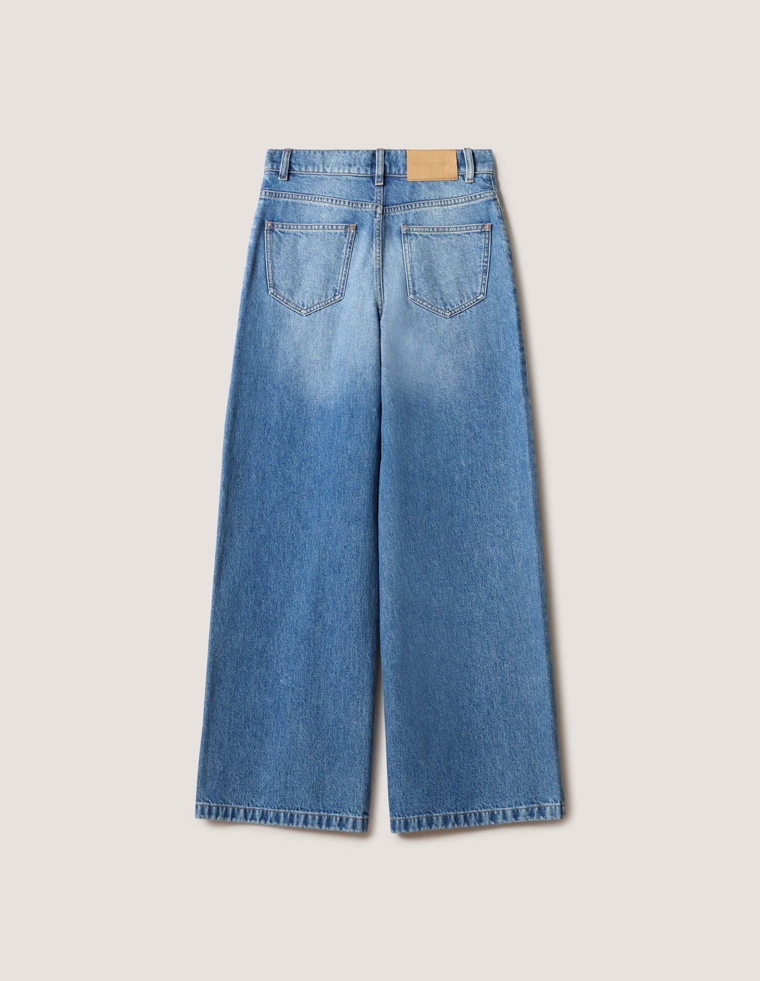 Quần jeans nữ ống rộng