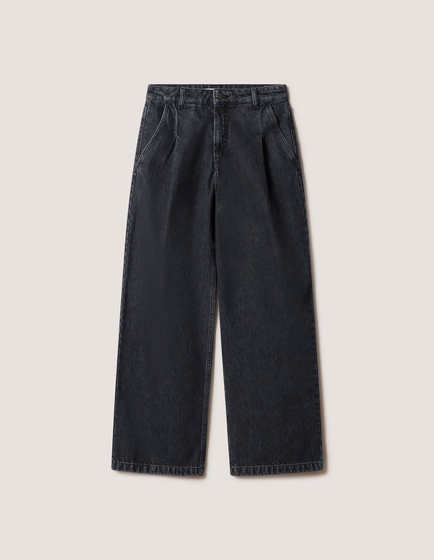 Quần jeans nữ xếp ly