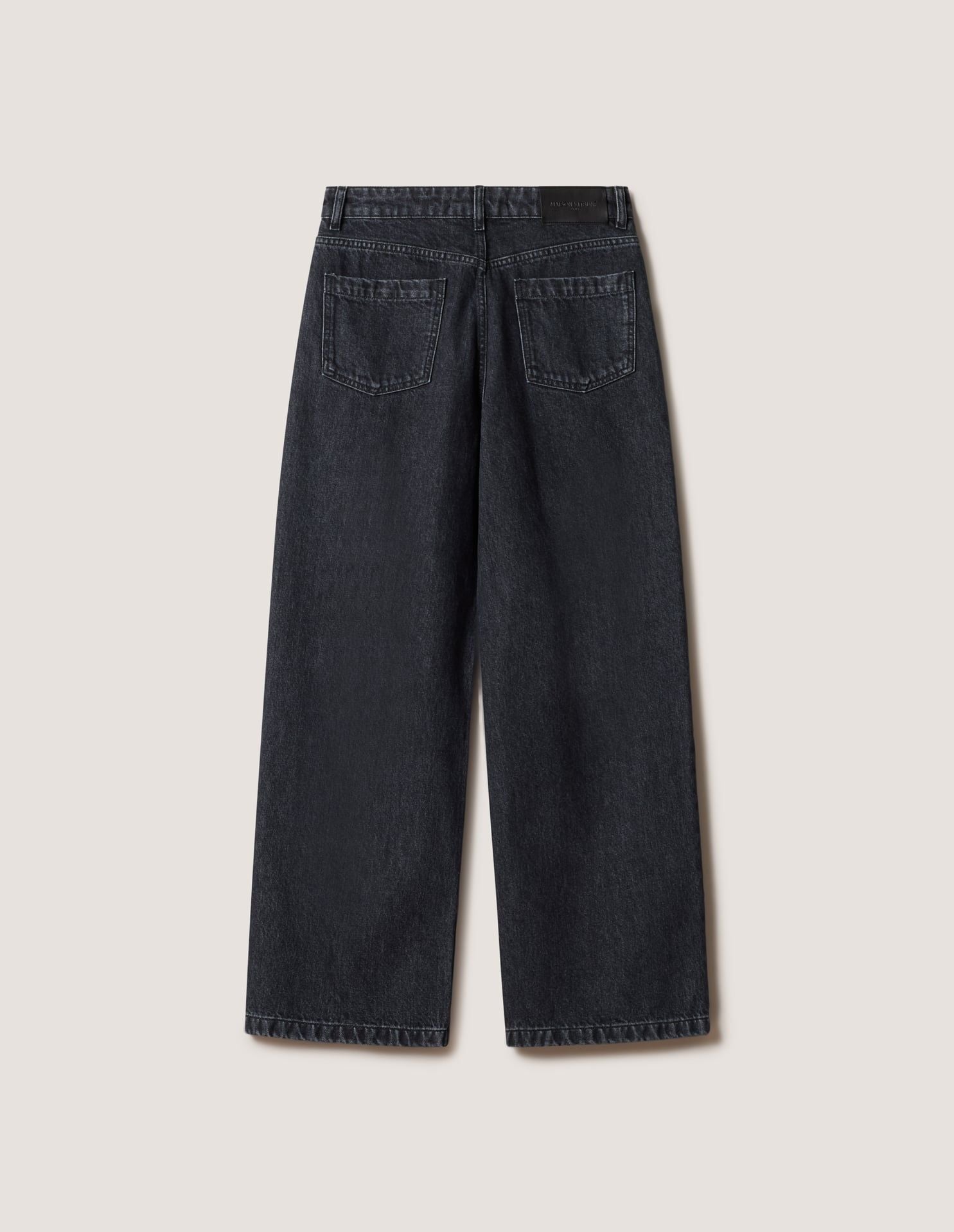 Quần jeans nữ xếp ly