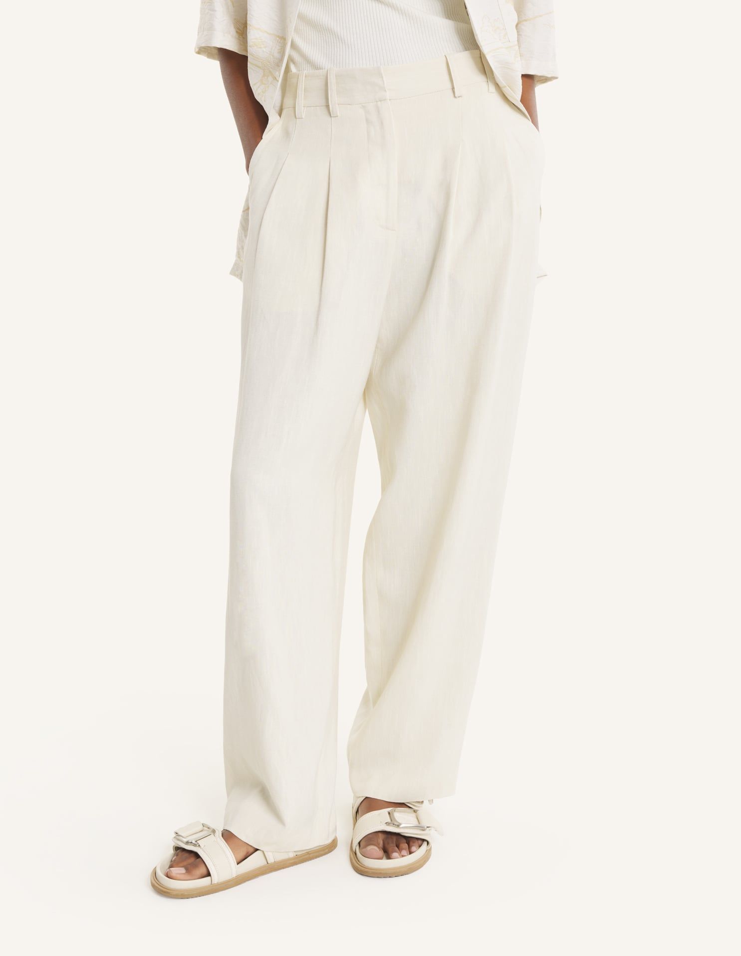 Maison Kitsuné - Quần tây xếp ly dáng tailored