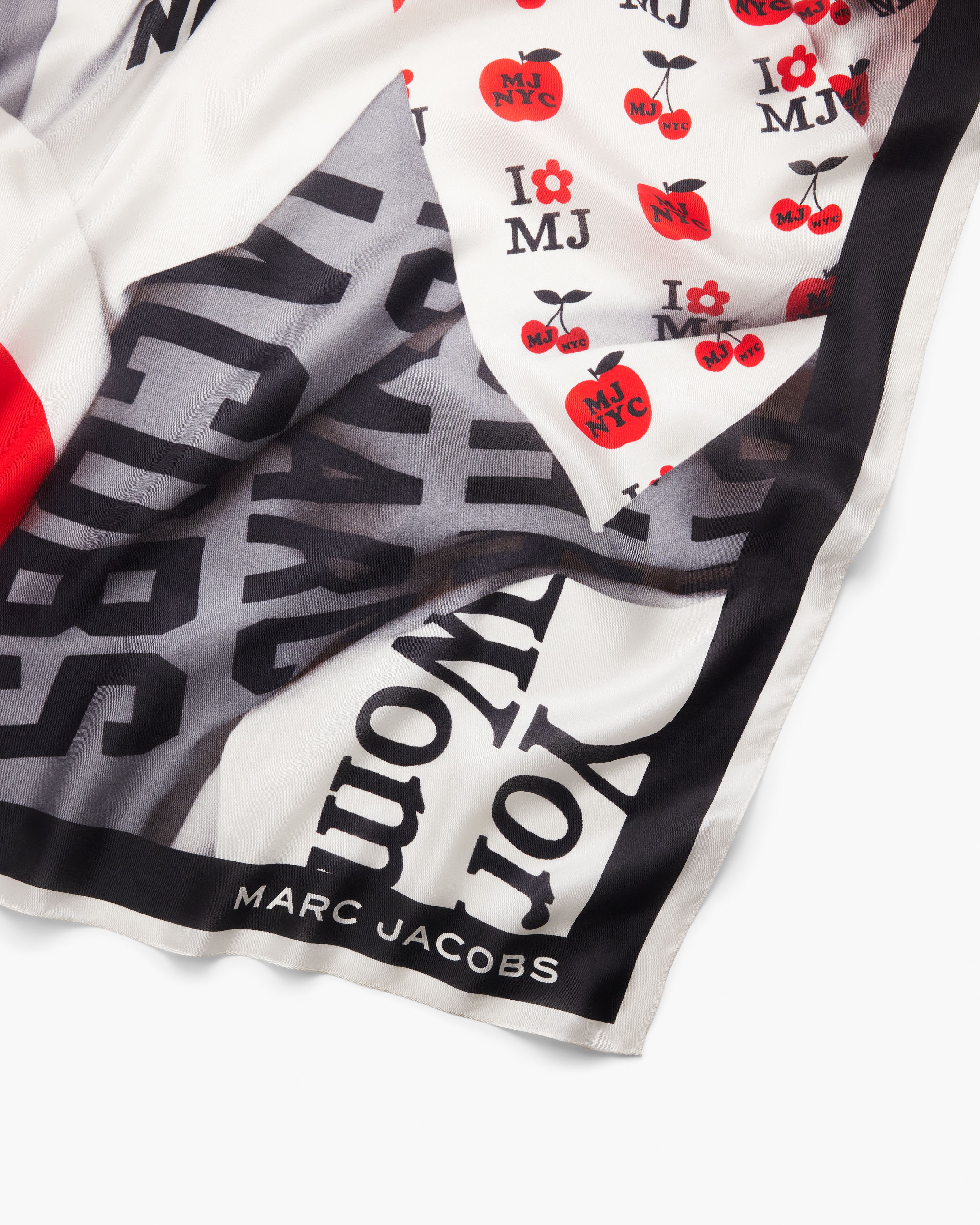 Marc Jacobs - Khăn lụa Canal St