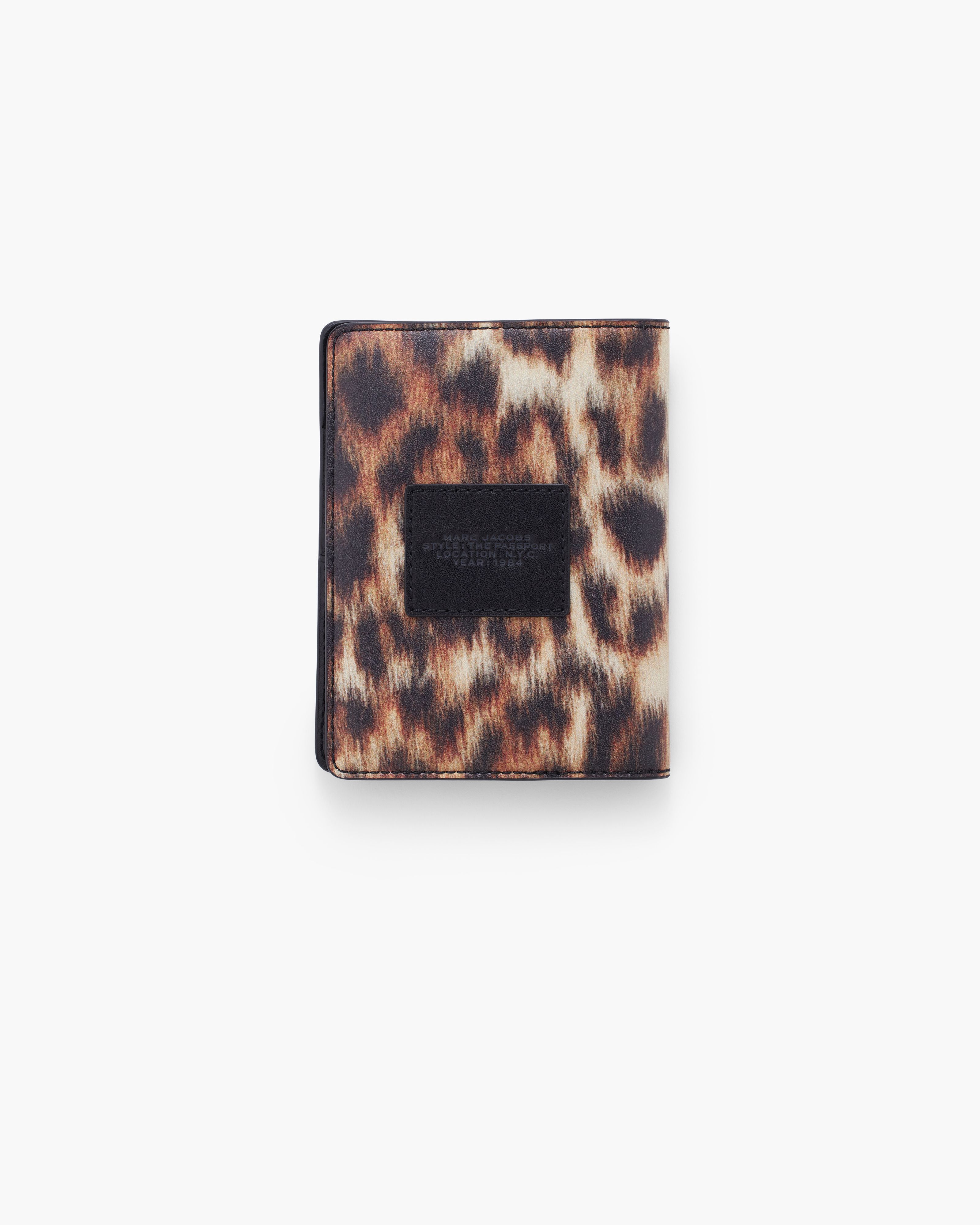 Case đựng hộ chiếu Leather In Leopard
