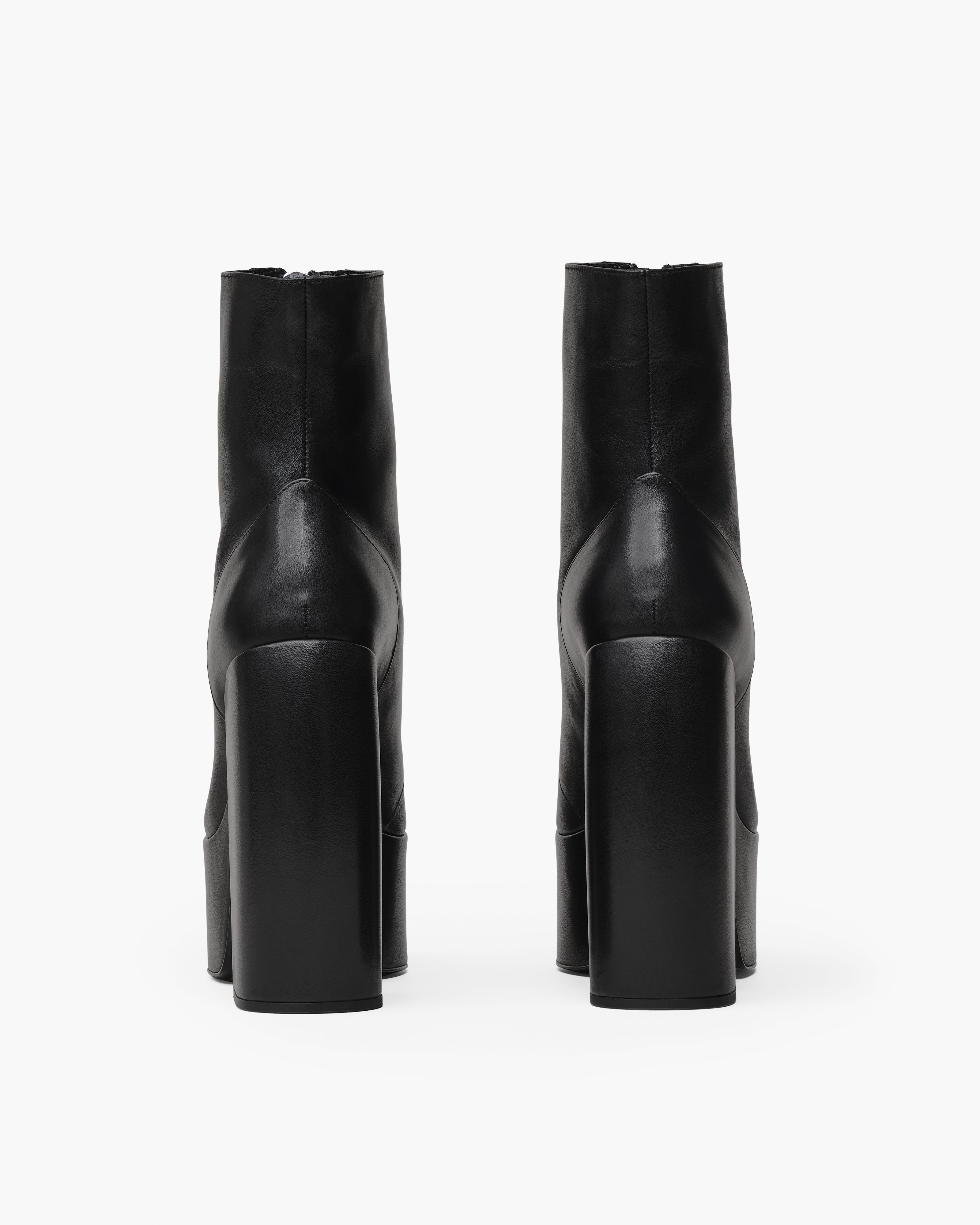 Marc Jacobs - Giày boots cổ ngắn The Gigi
