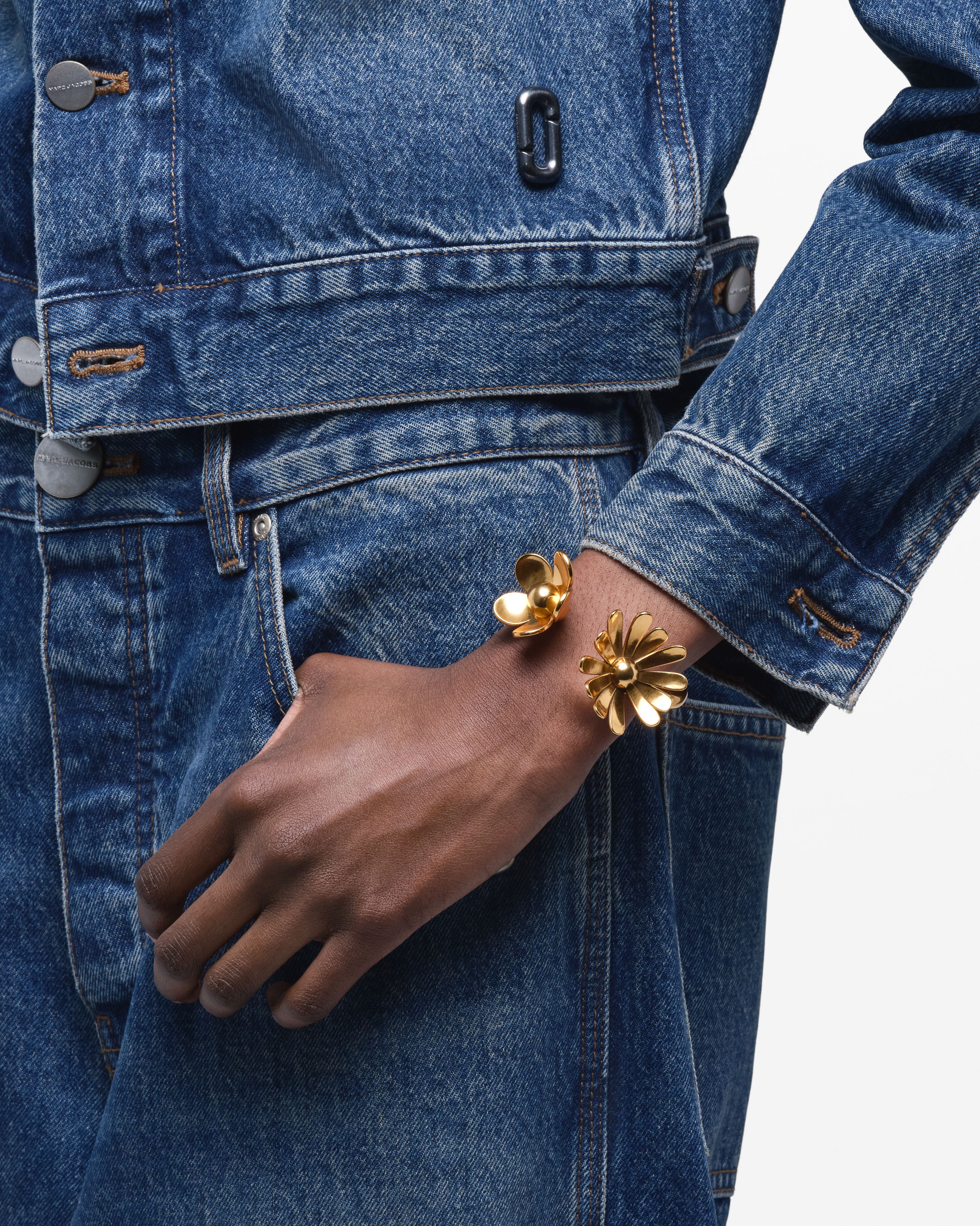 Marc Jacobs - Vòng tay cuff The Daisy Wild