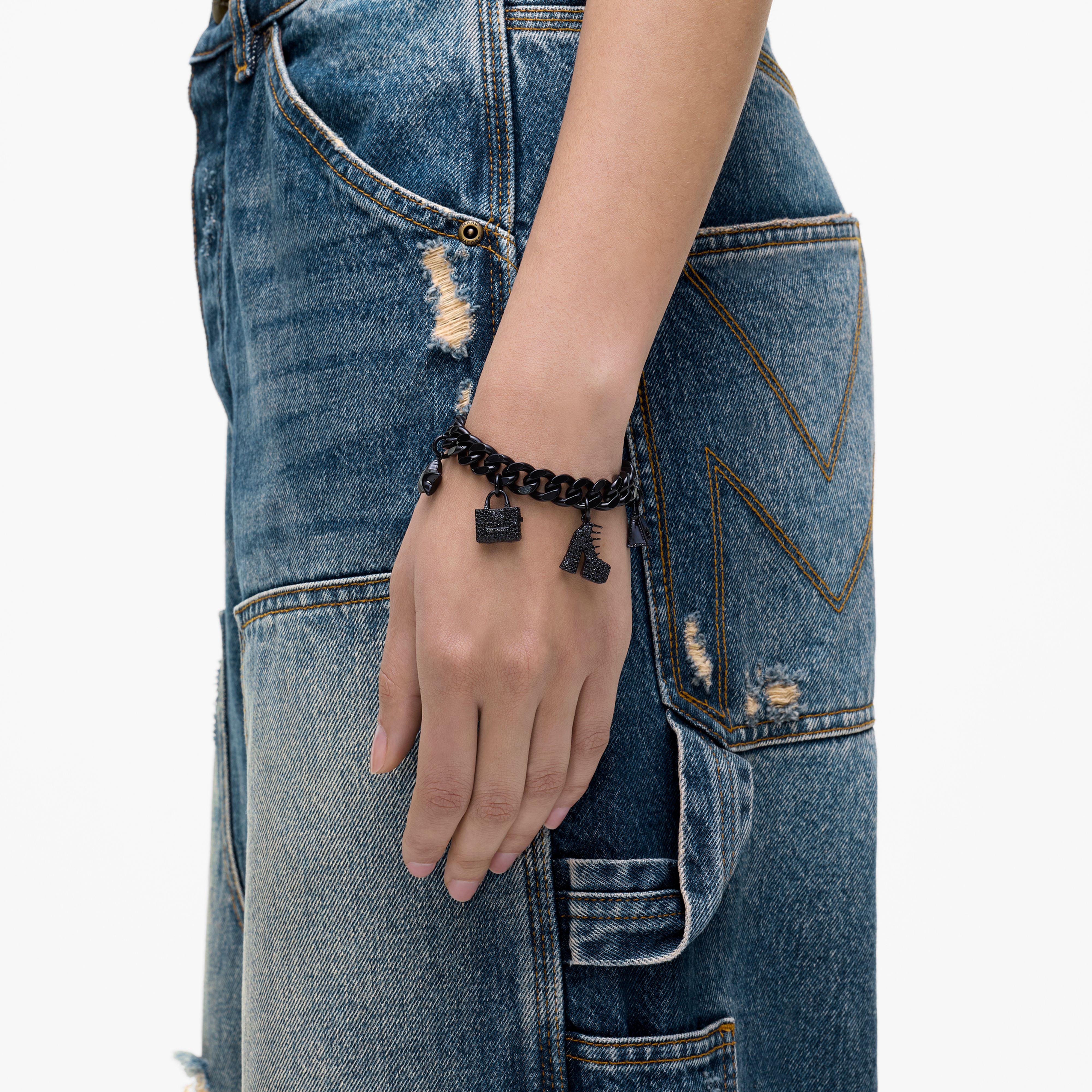 Marc Jacobs - Vòng tay The Pave Mini Icon Charm