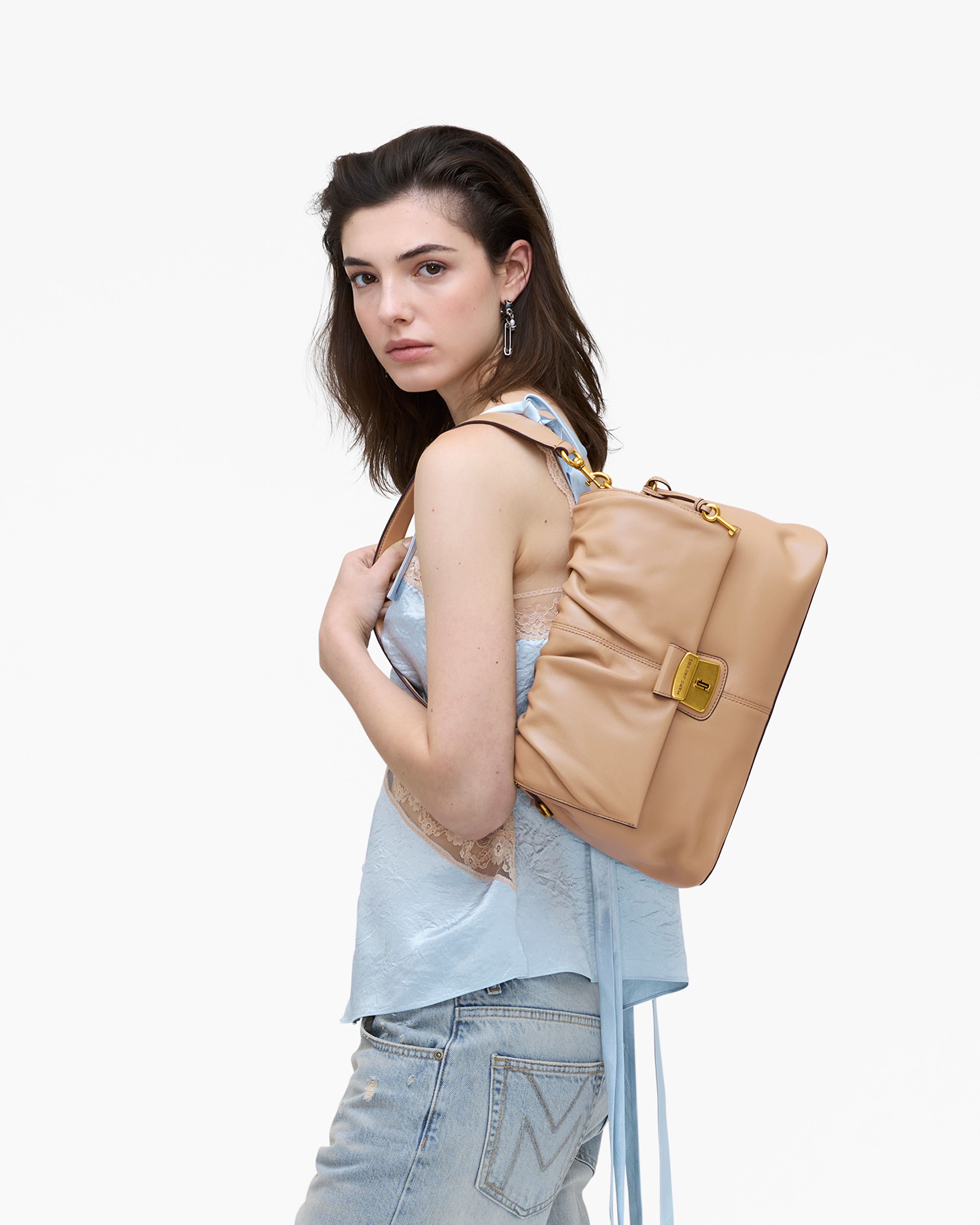 Marc Jacobs - Túi The Cristina Messenger
