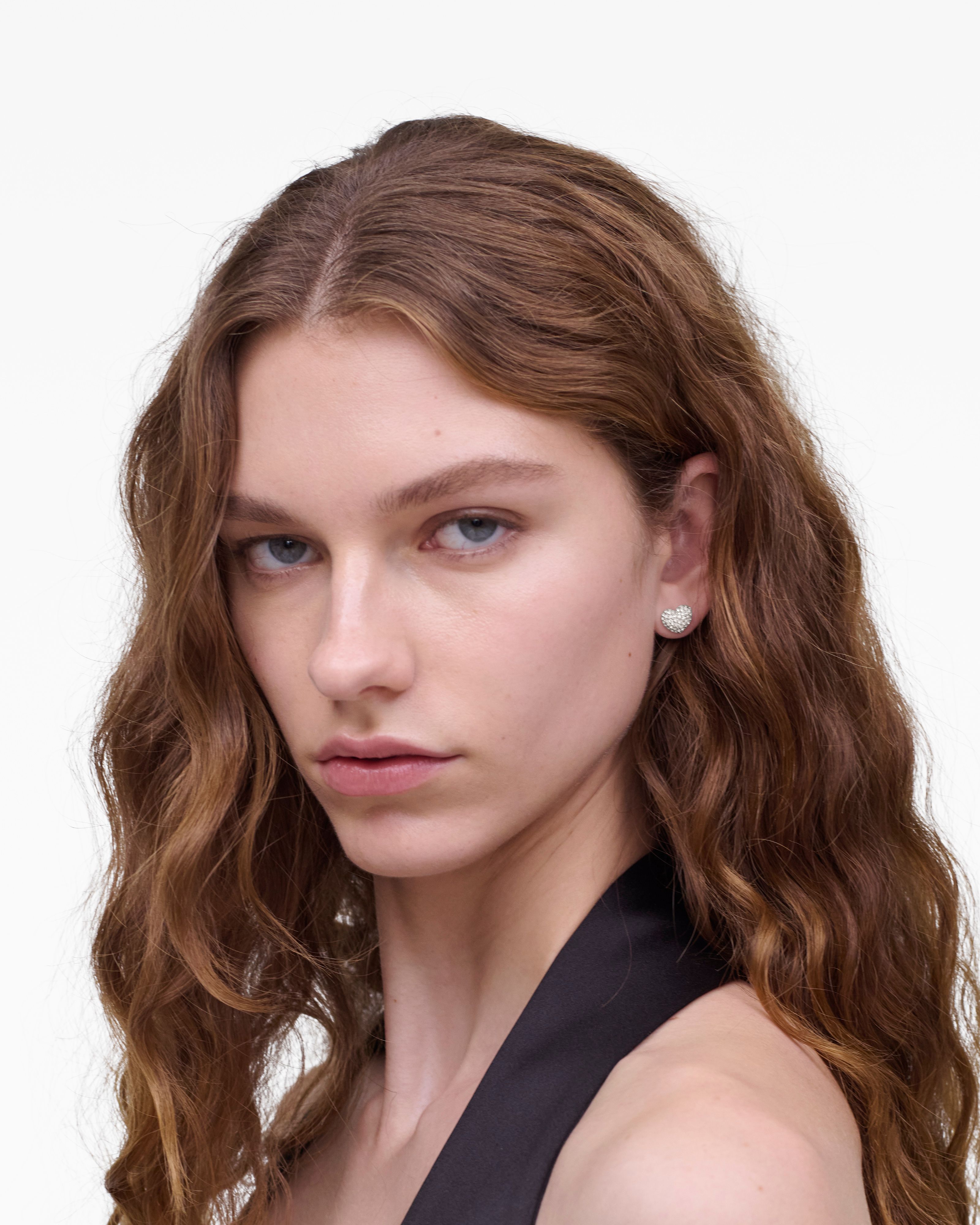 Marc Jacobs - Bông tai Heart Pave
