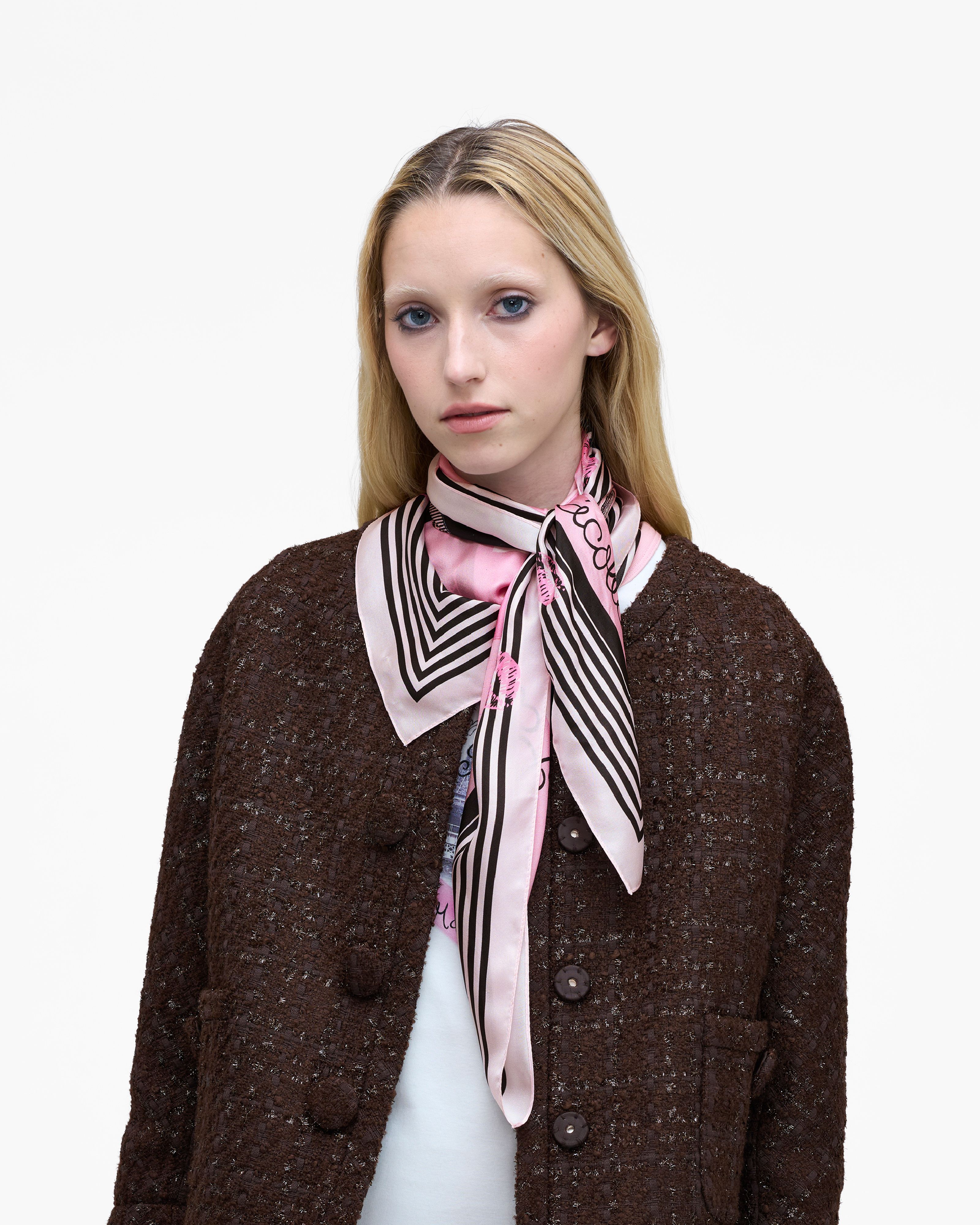 Marc Jacobs - Khăn lụa The City Paris