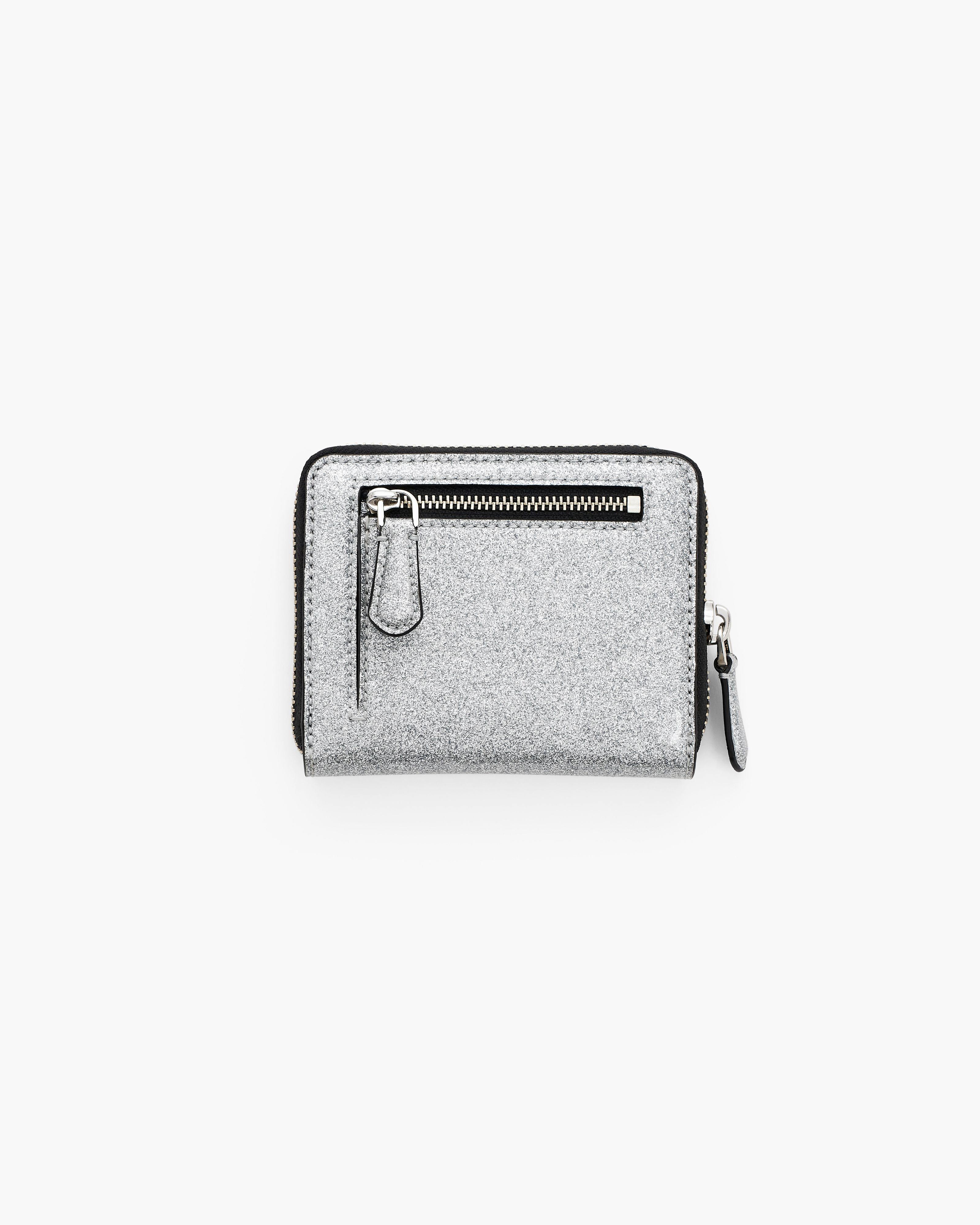 Marc Jacobs - Ví The Coated Glitter Everyday Slim Compact