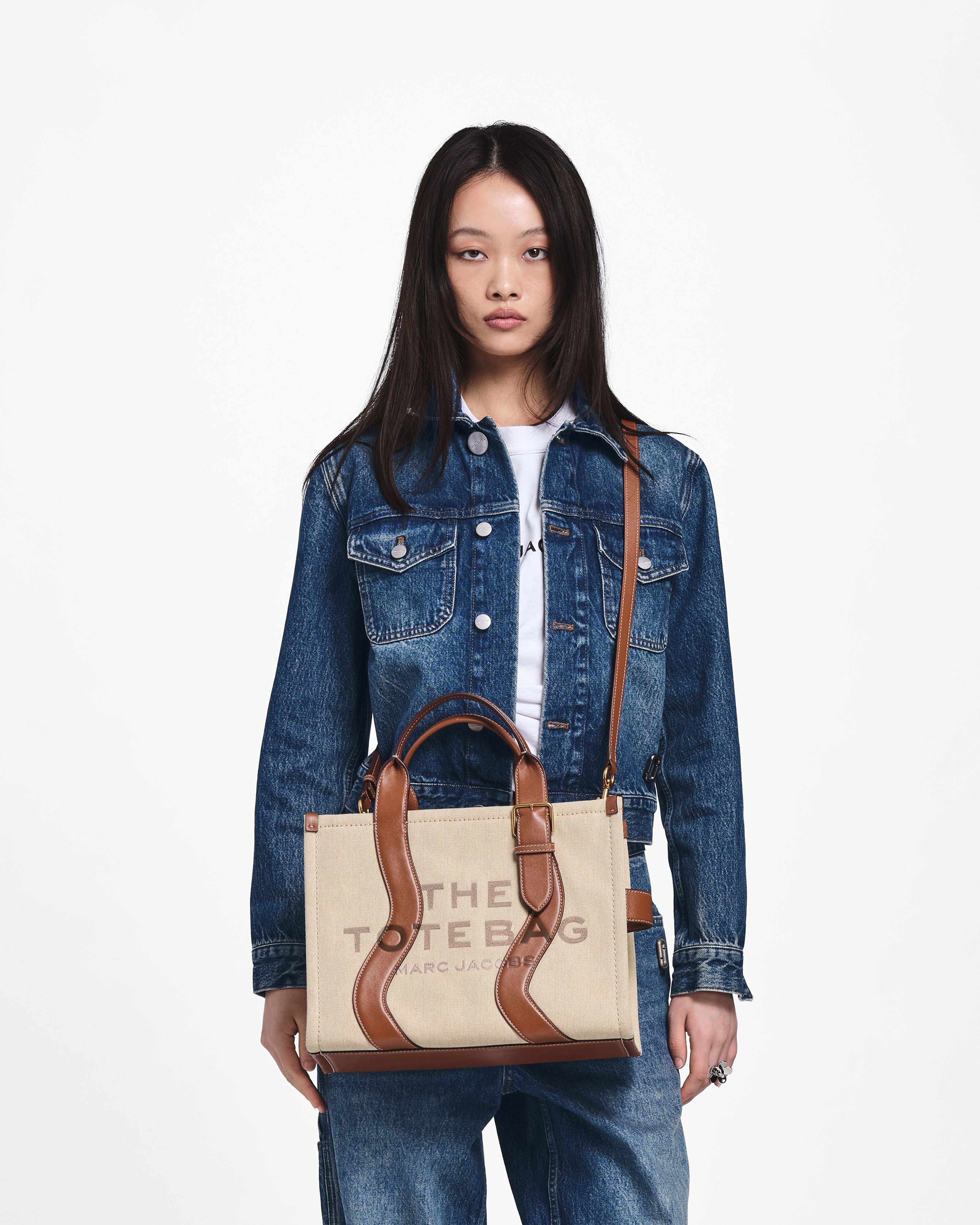 Marc Jacobs - Túi tote The Wavy Canvas Medium