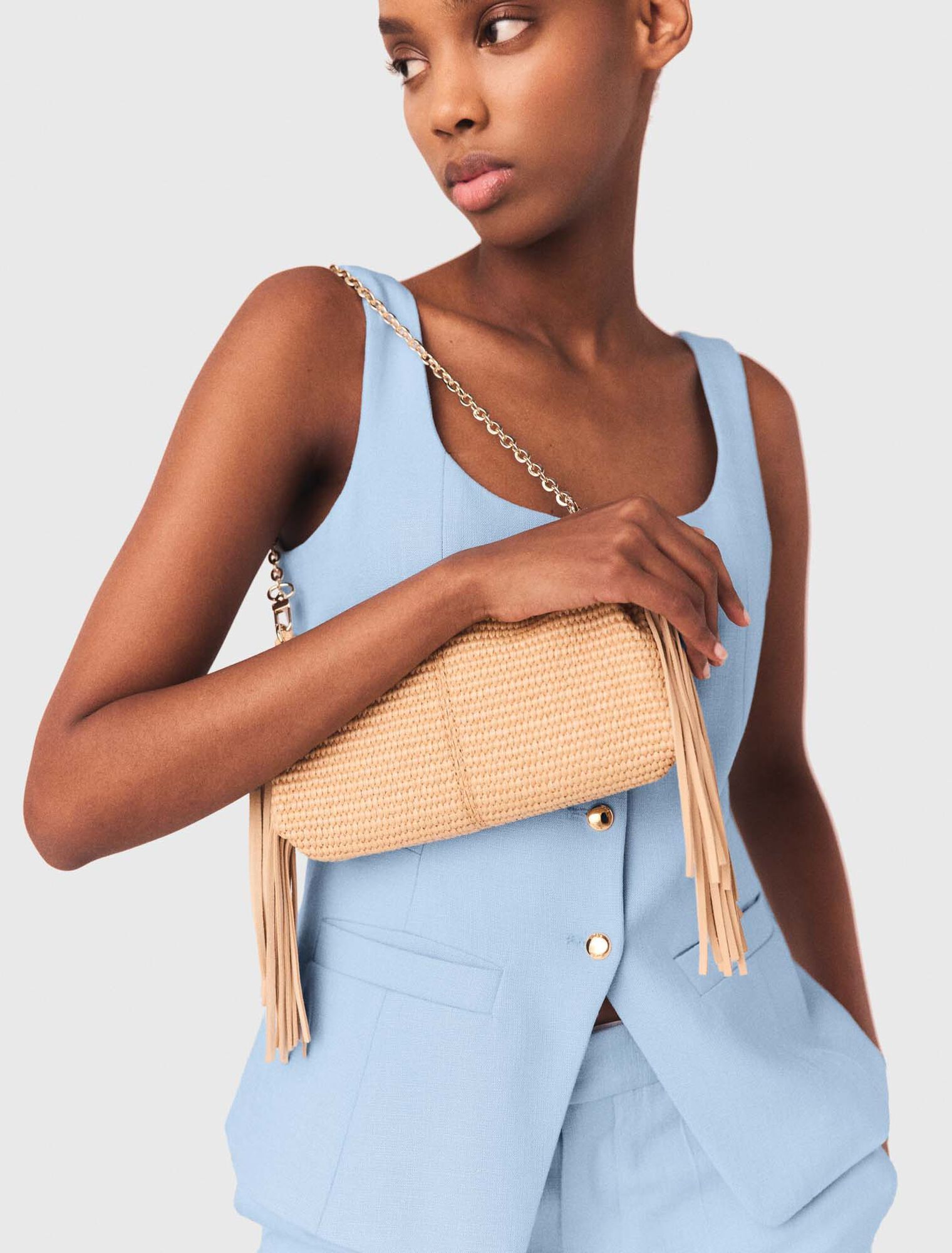 Maje - Túi Clutch Miss M raffia