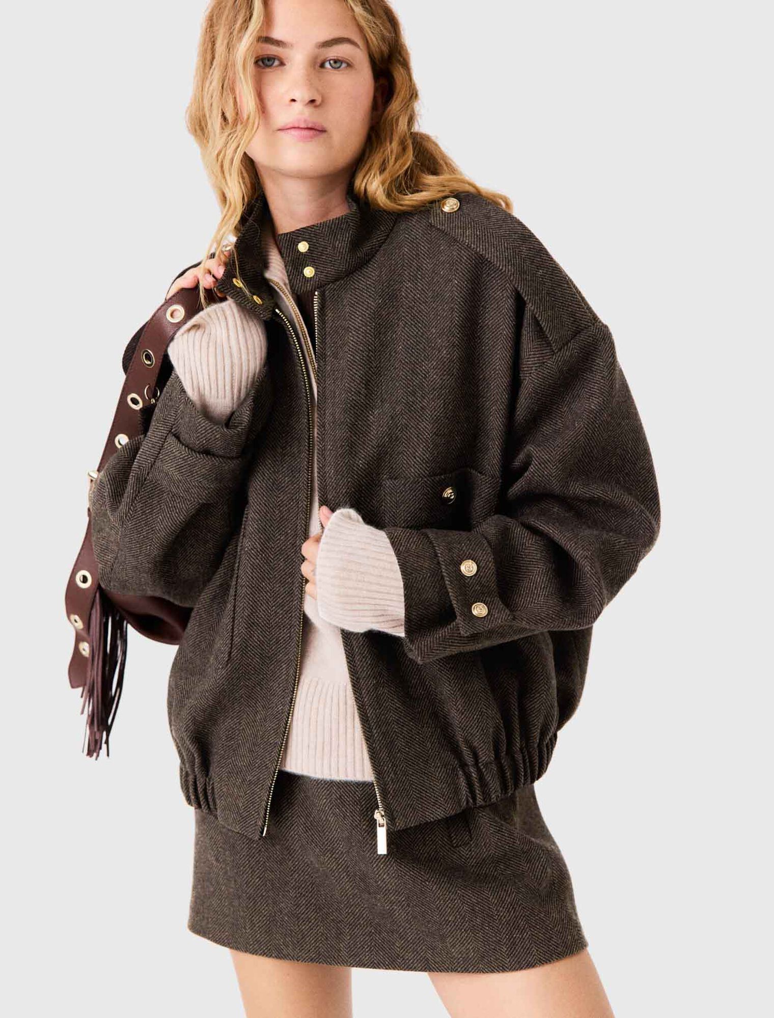 Áo khoác len dáng oversized