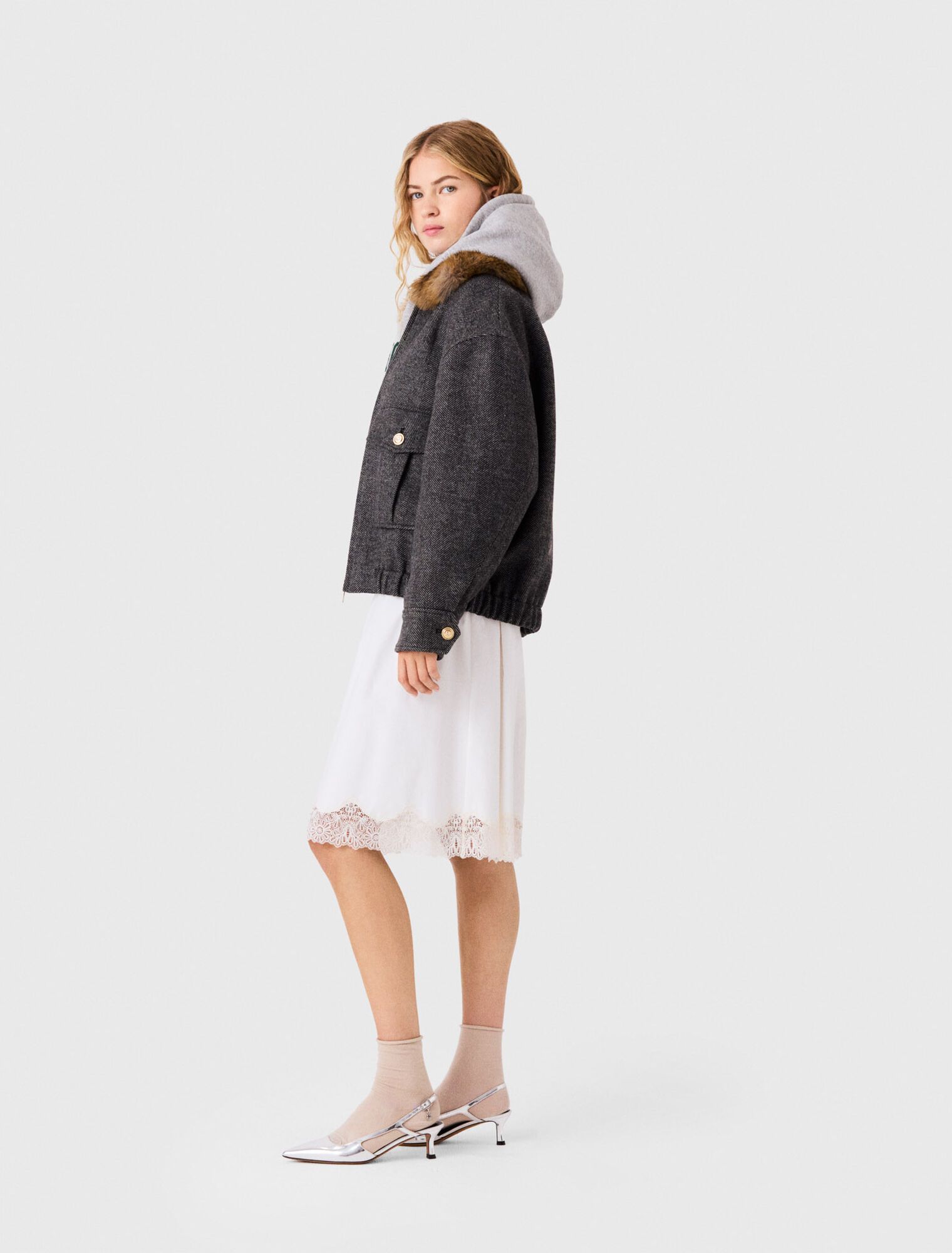 Áo khoác vải xương cá dáng oversized