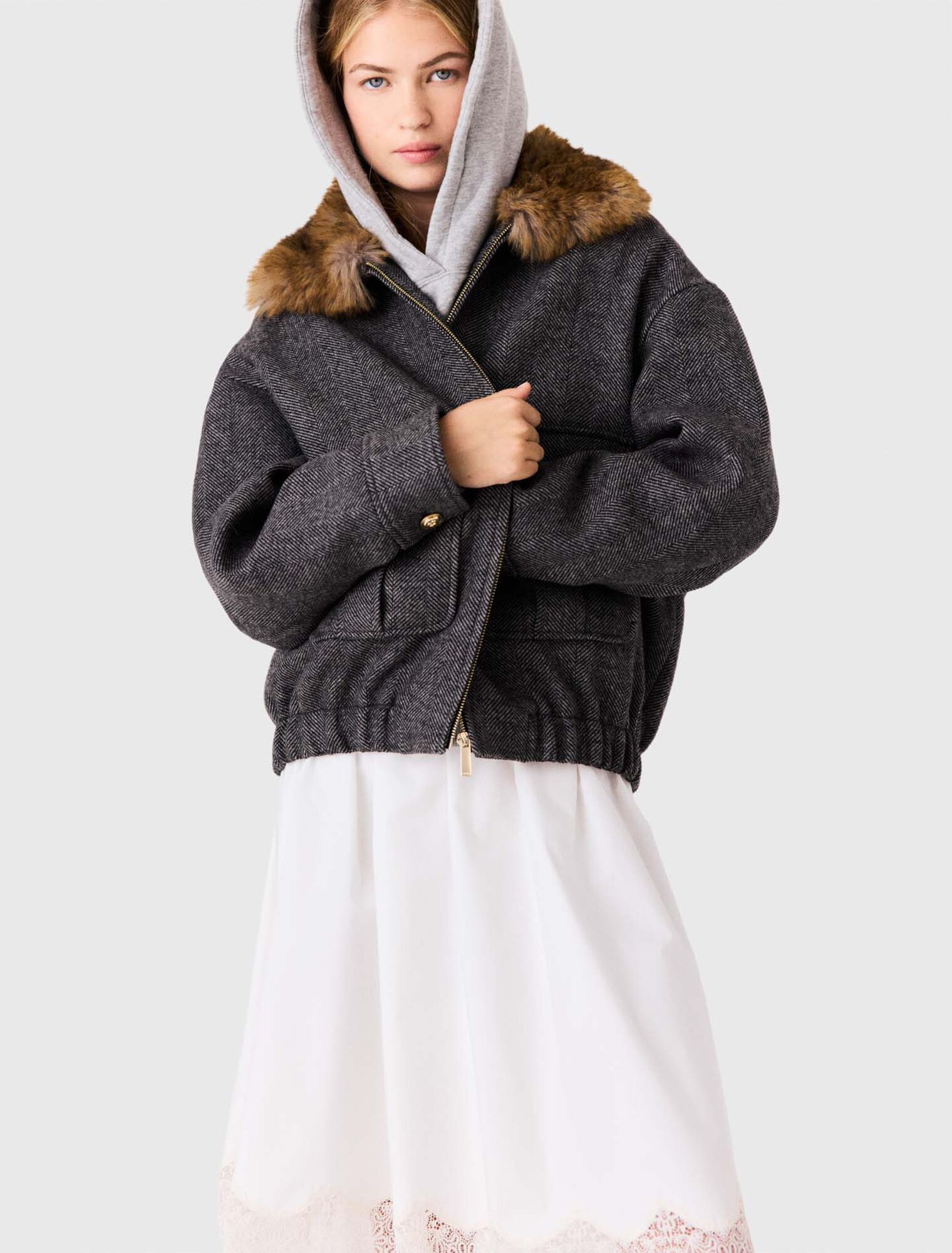 Áo khoác vải xương cá dáng oversized