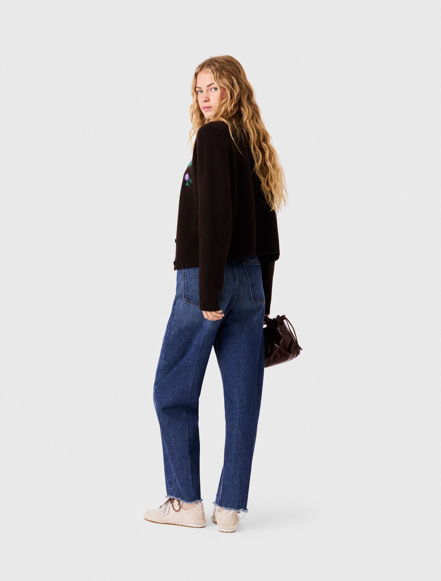 Áo cardigan thêu hoa