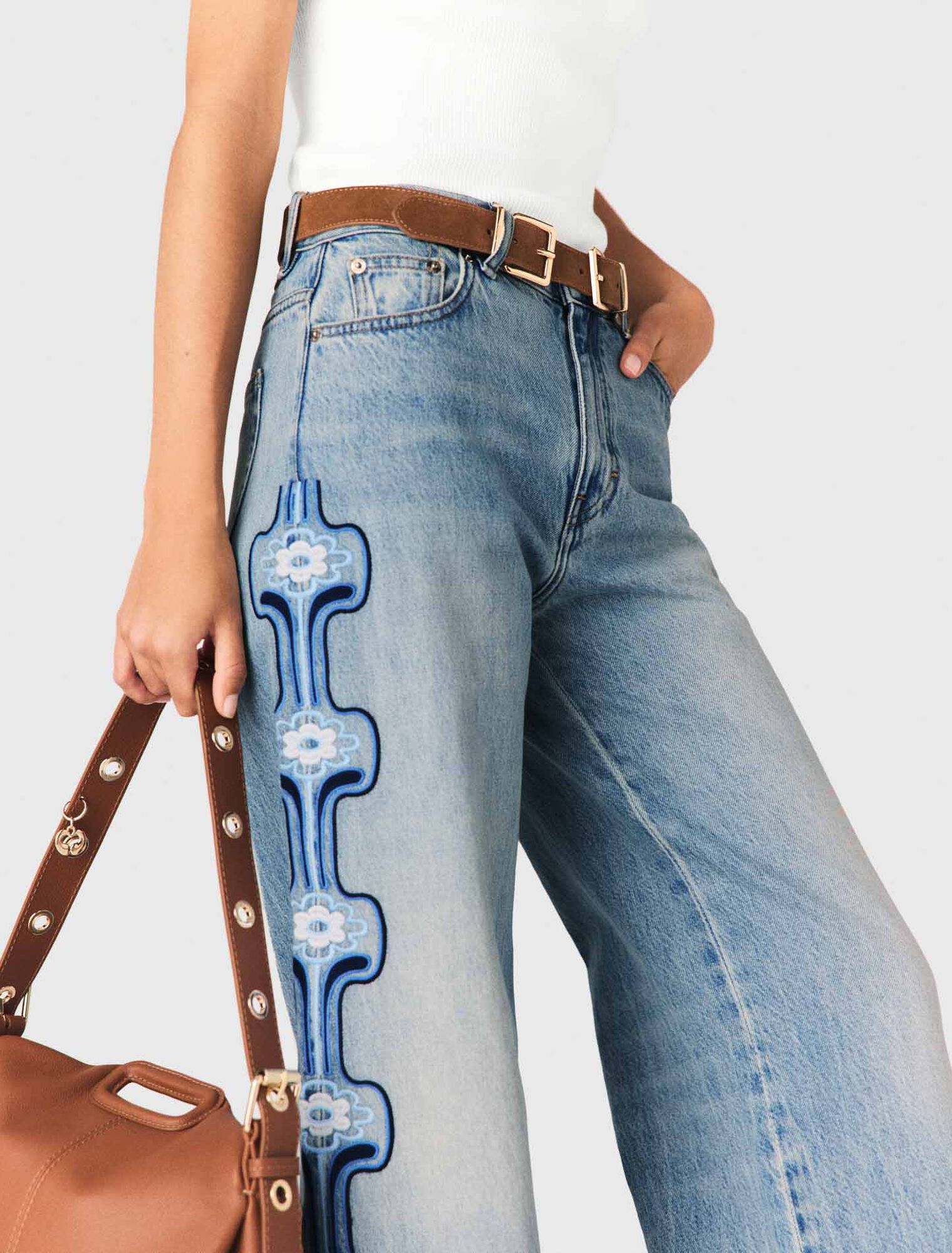 Maje - Quần jeans ống rộng thêu hoa