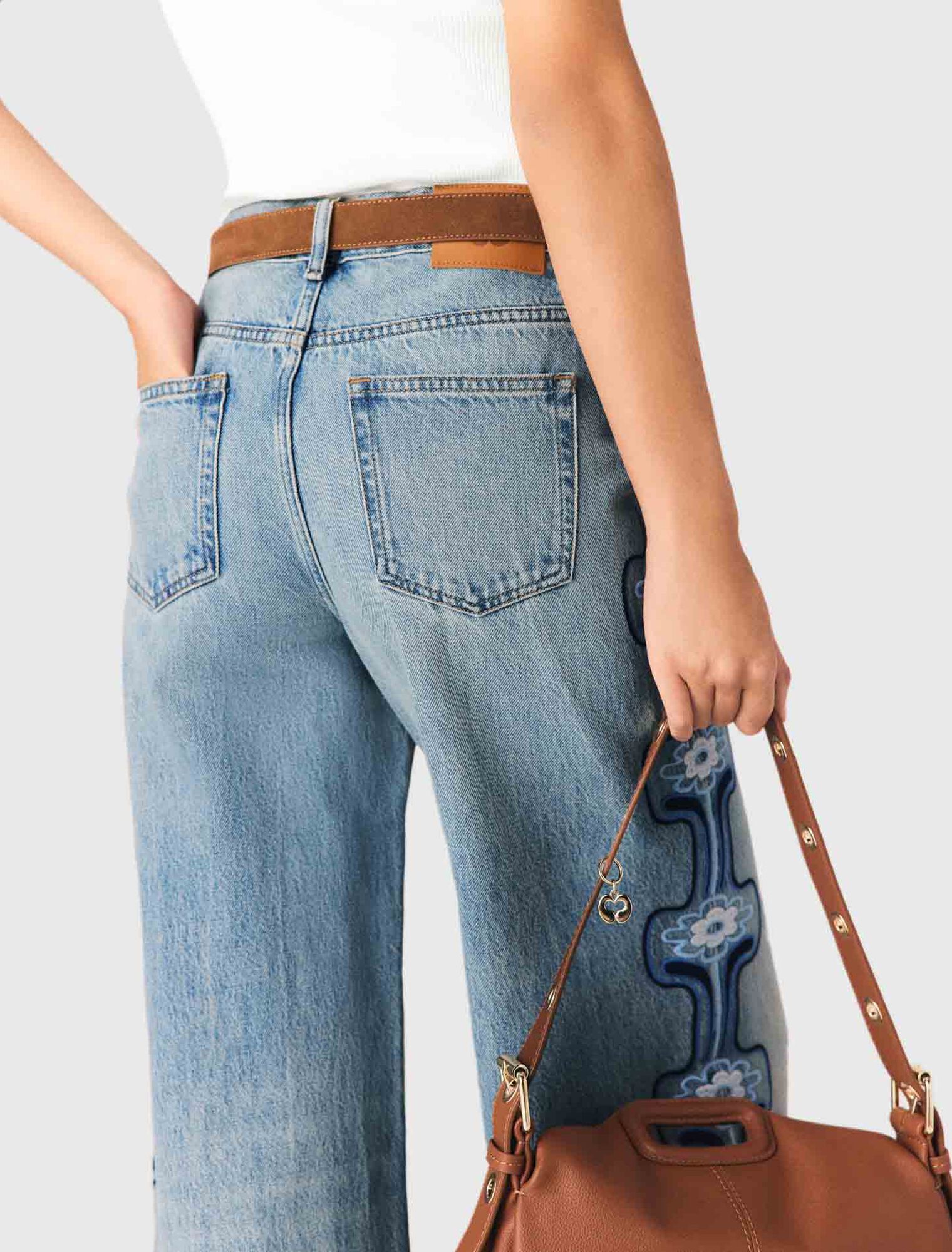 Maje - Quần jeans ống rộng thêu hoa