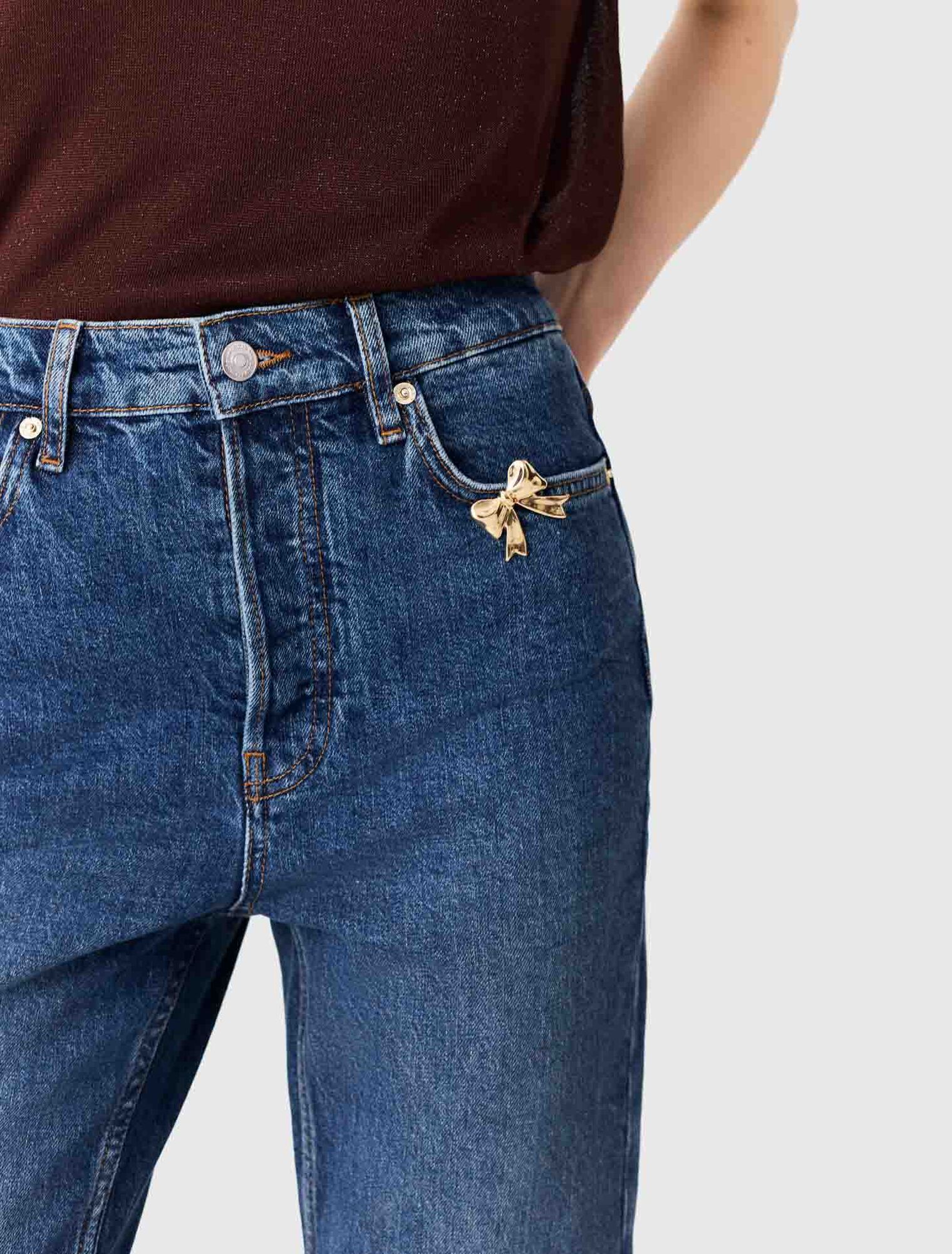 Maje - Quần jeans slim đính brooch