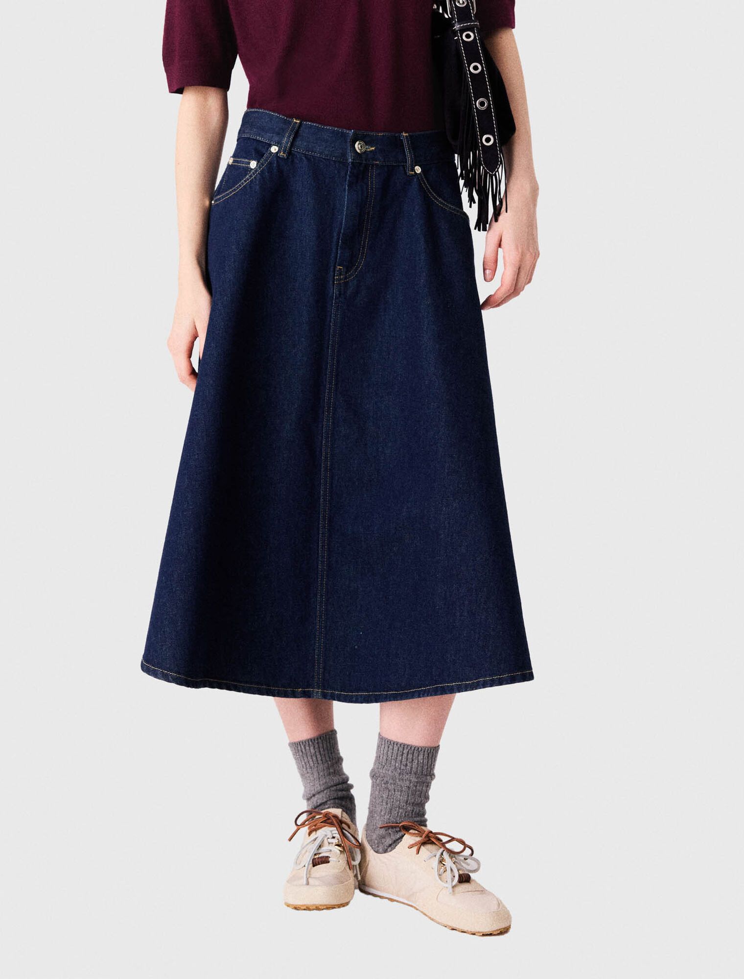 Chân váy denim dáng xòe