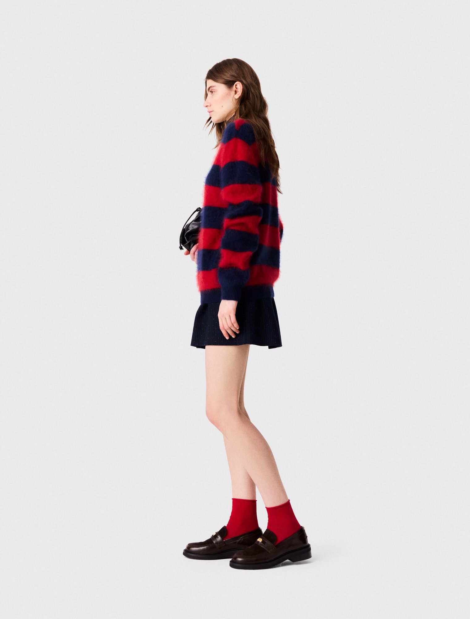 Áo len lông xù cổ poplin