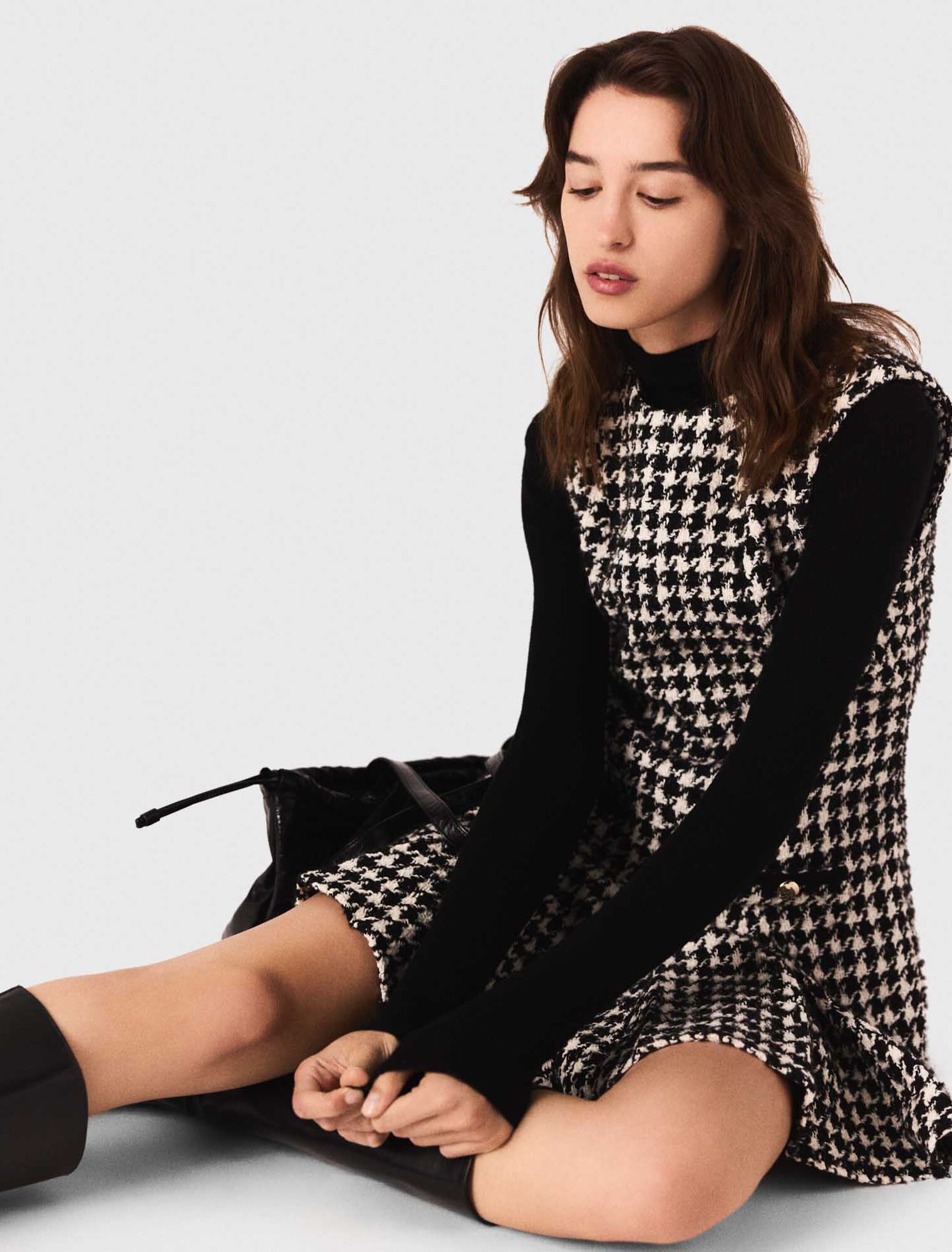 Đầm tweed xoè họa tiết houndstooth