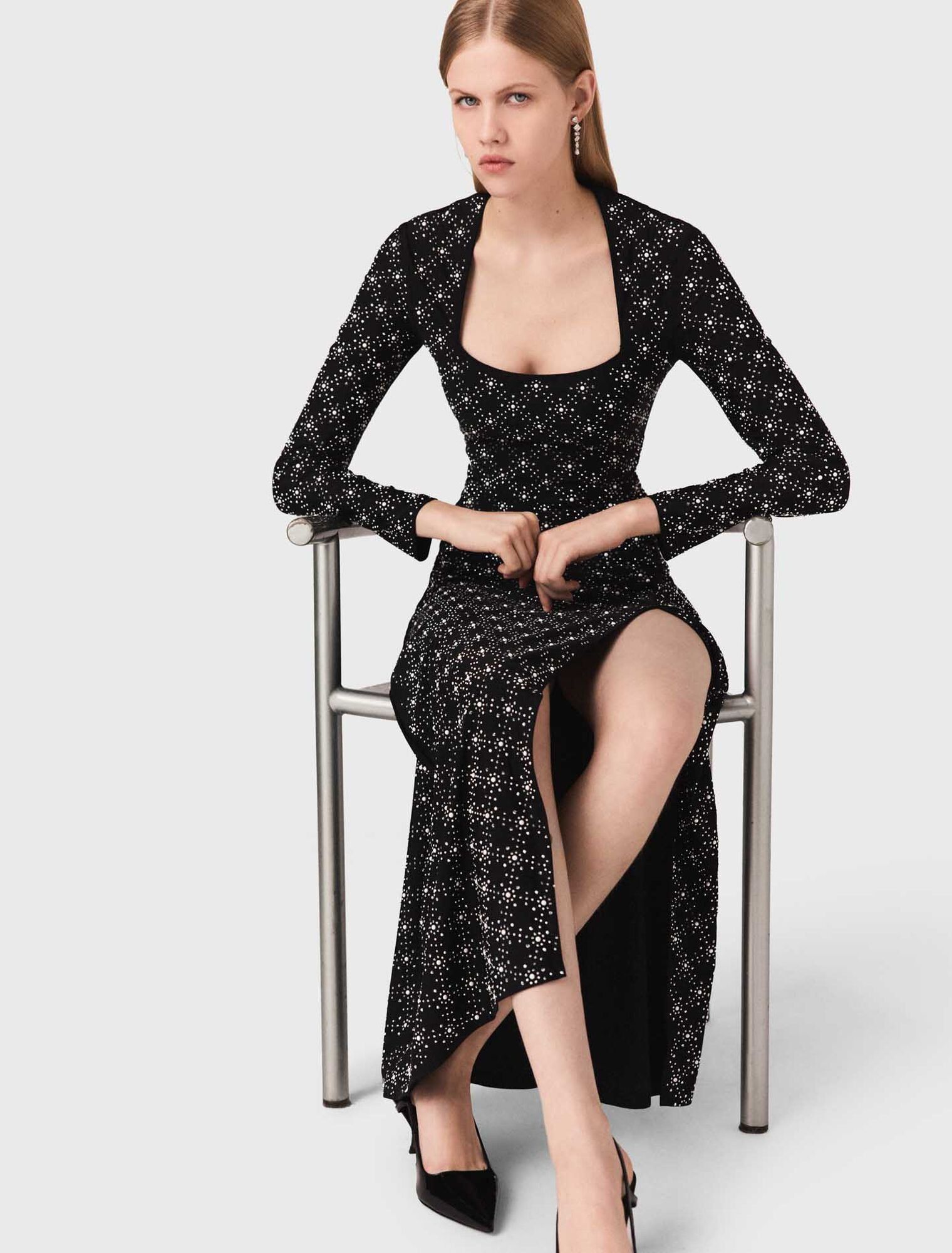 Maje - Đầm maxi đính hạt và pha lê