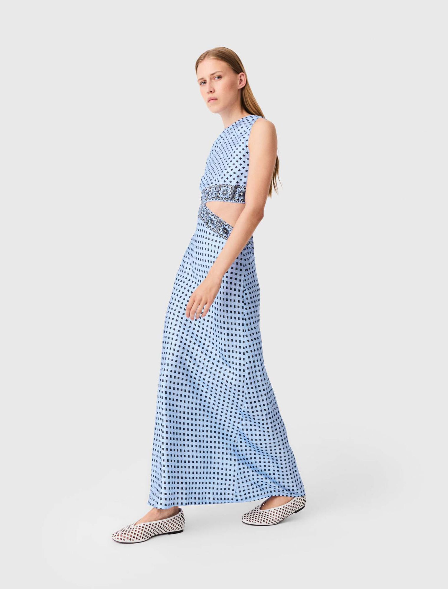 Đầm dài lụa cut-out họa tiết