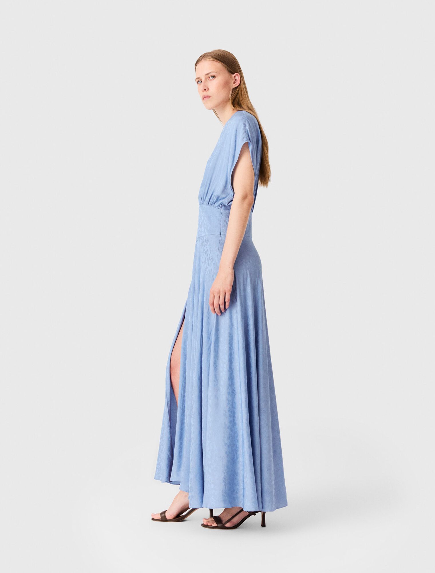 Đầm dài vải satin