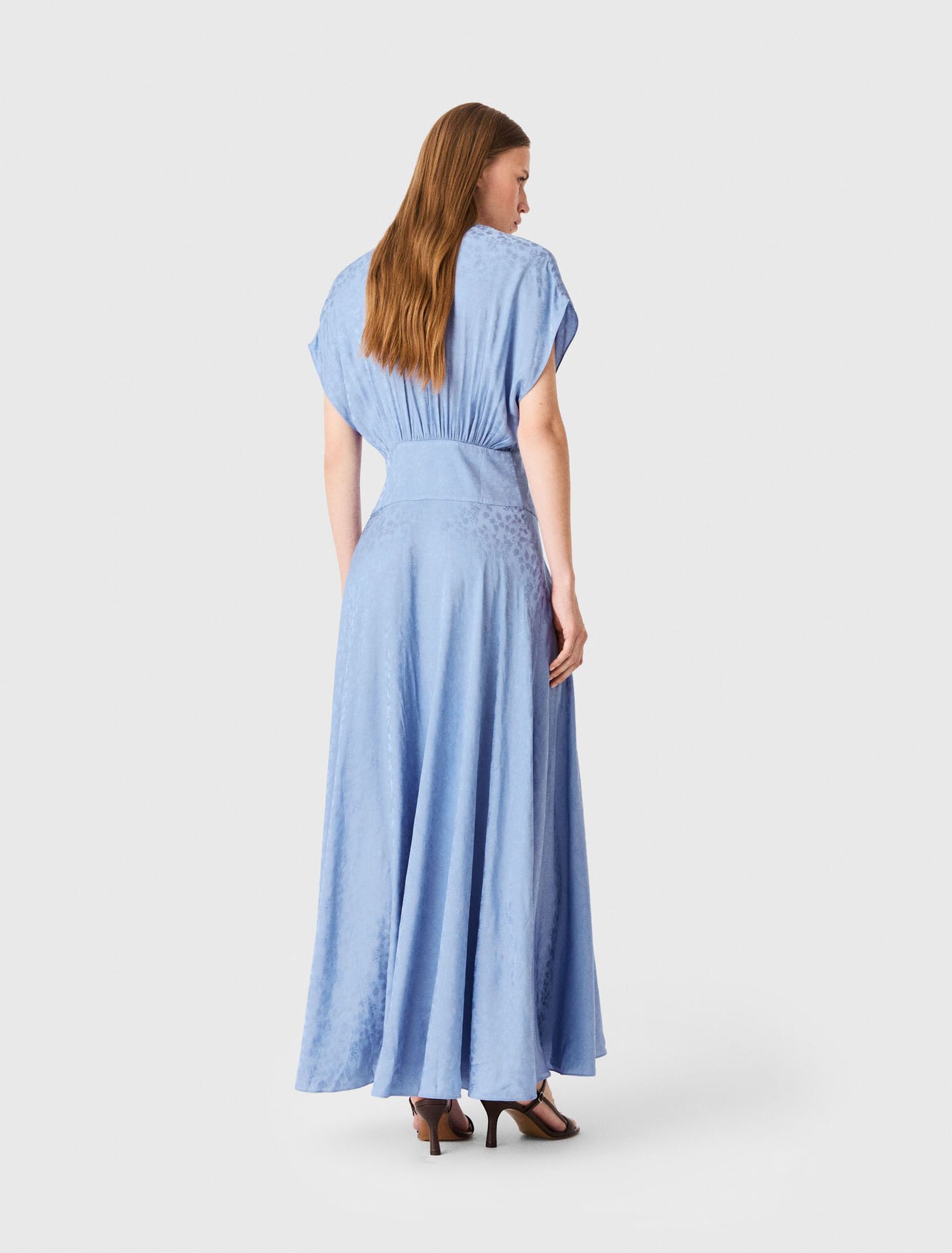 Đầm dài vải satin