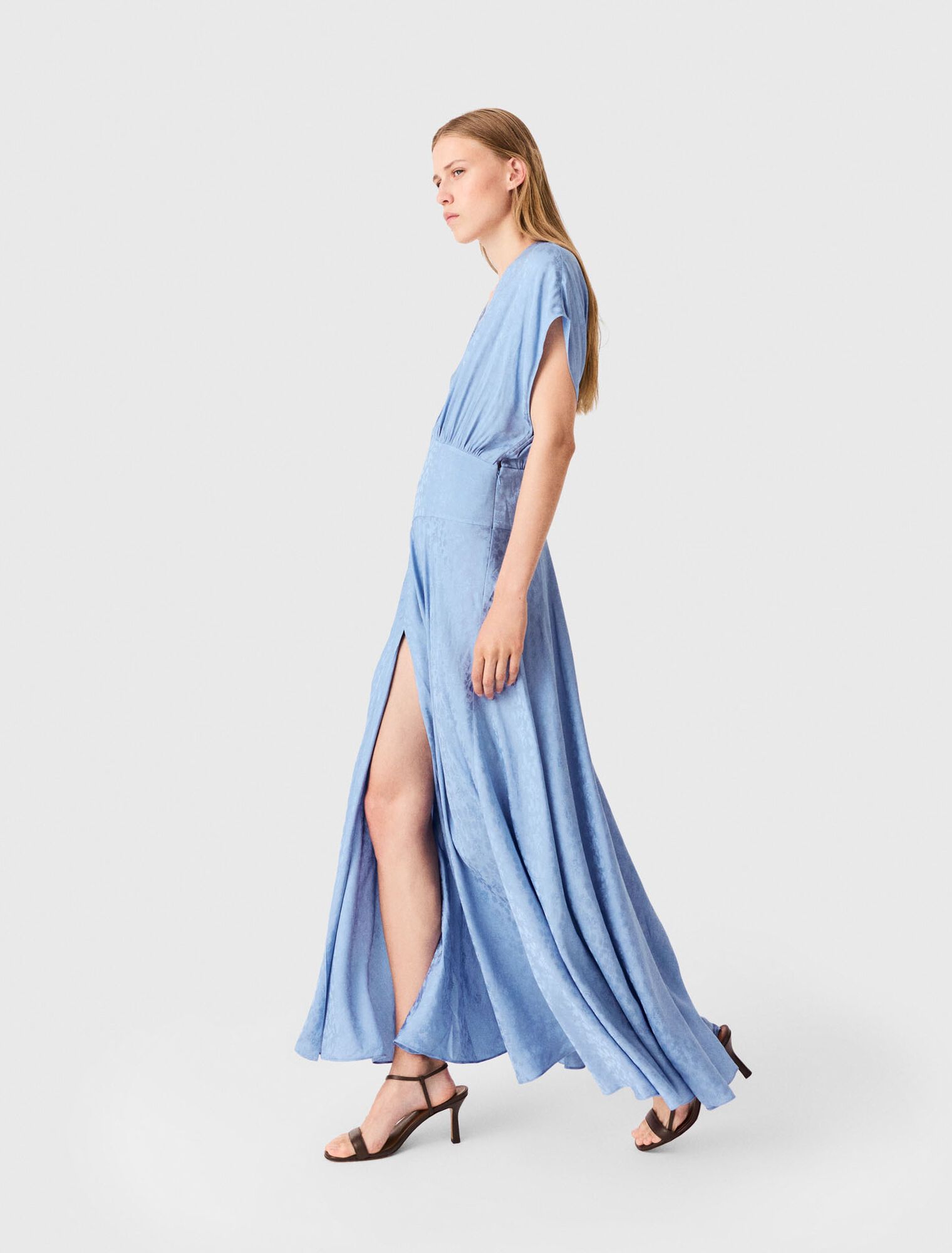 Đầm dài vải satin