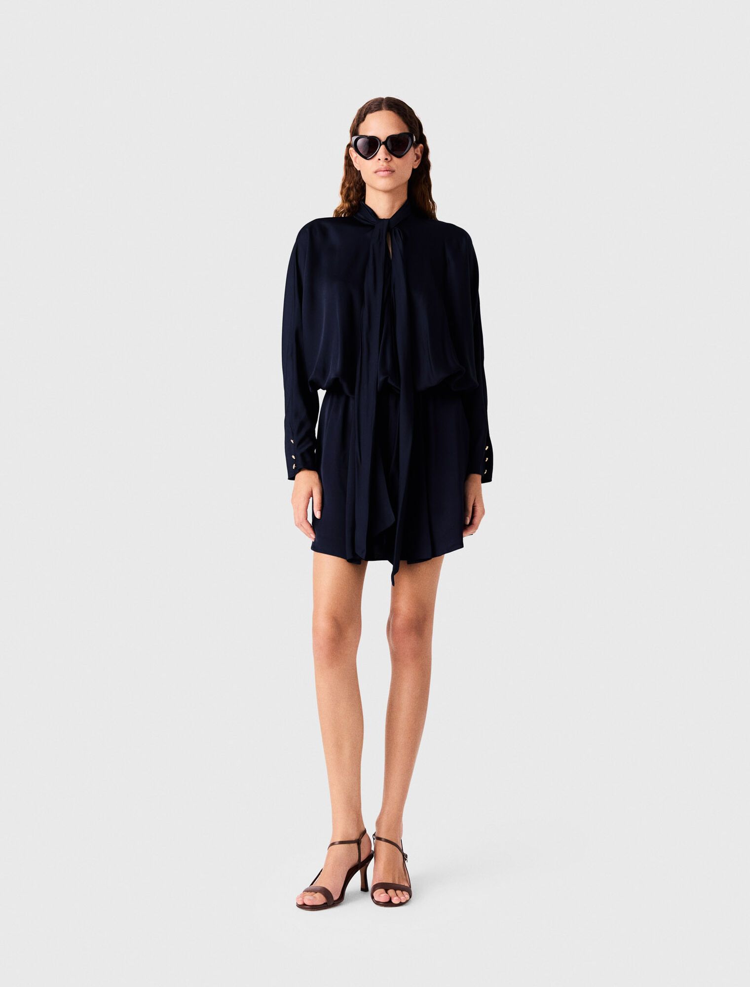Đầm satin ngắn draped