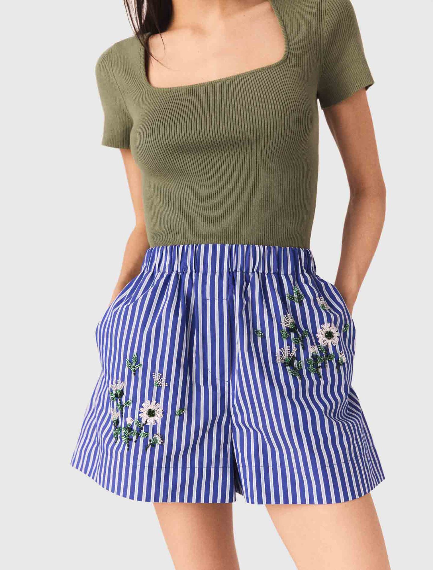 Maje - Quần short cotton kẻ sọc thêu hoa