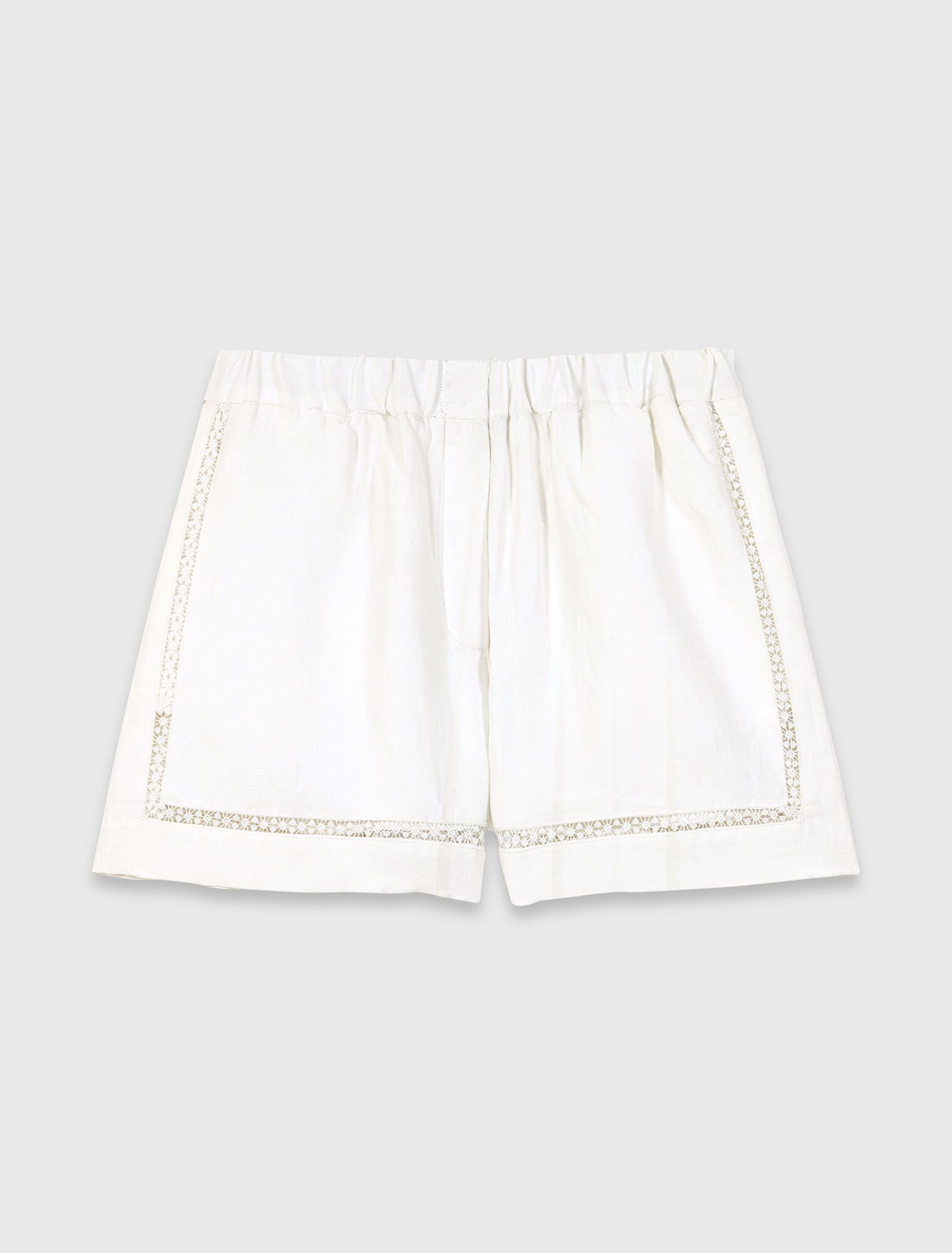 Quần short vải linen pha thêu