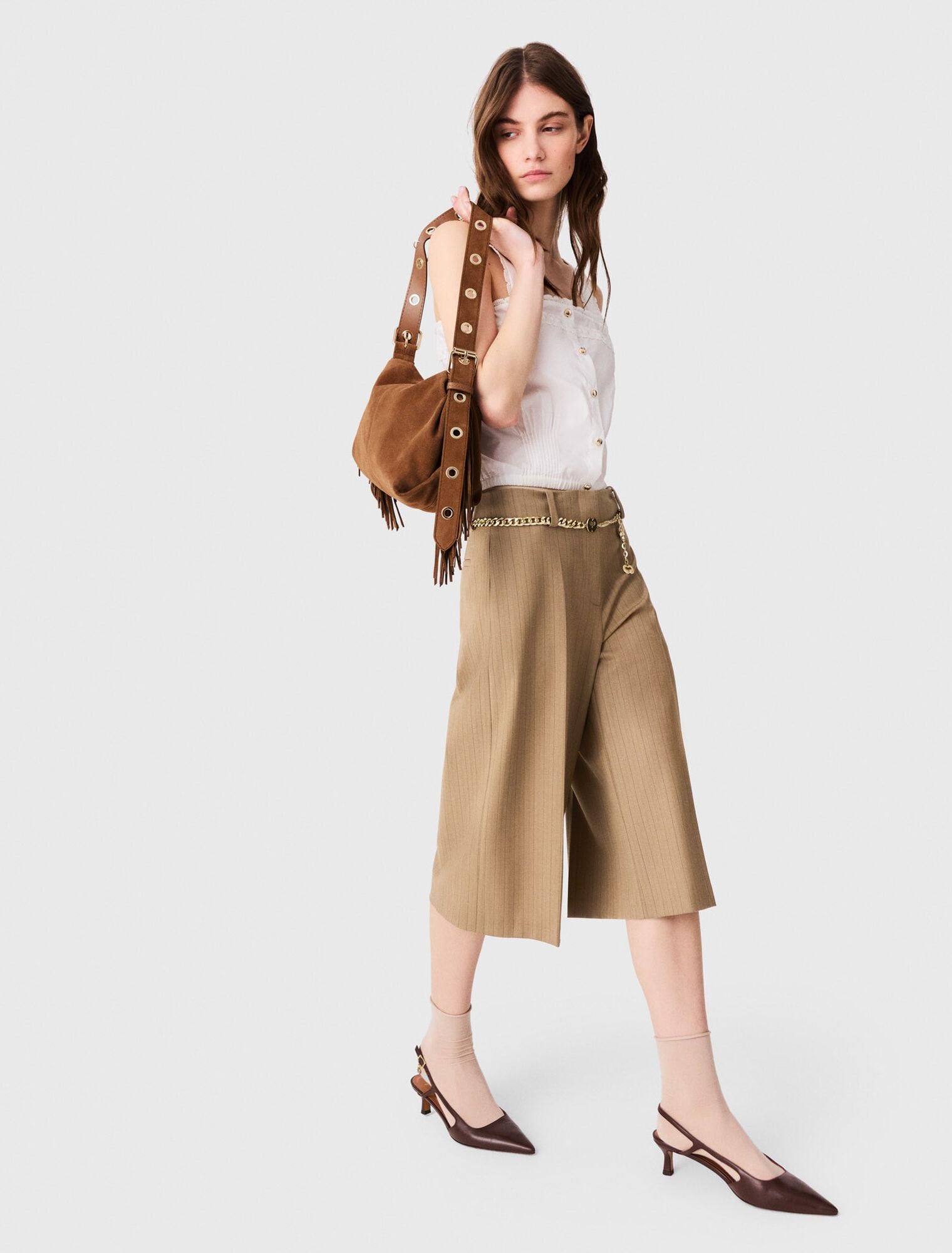 Quần Bermuda len xếp ly