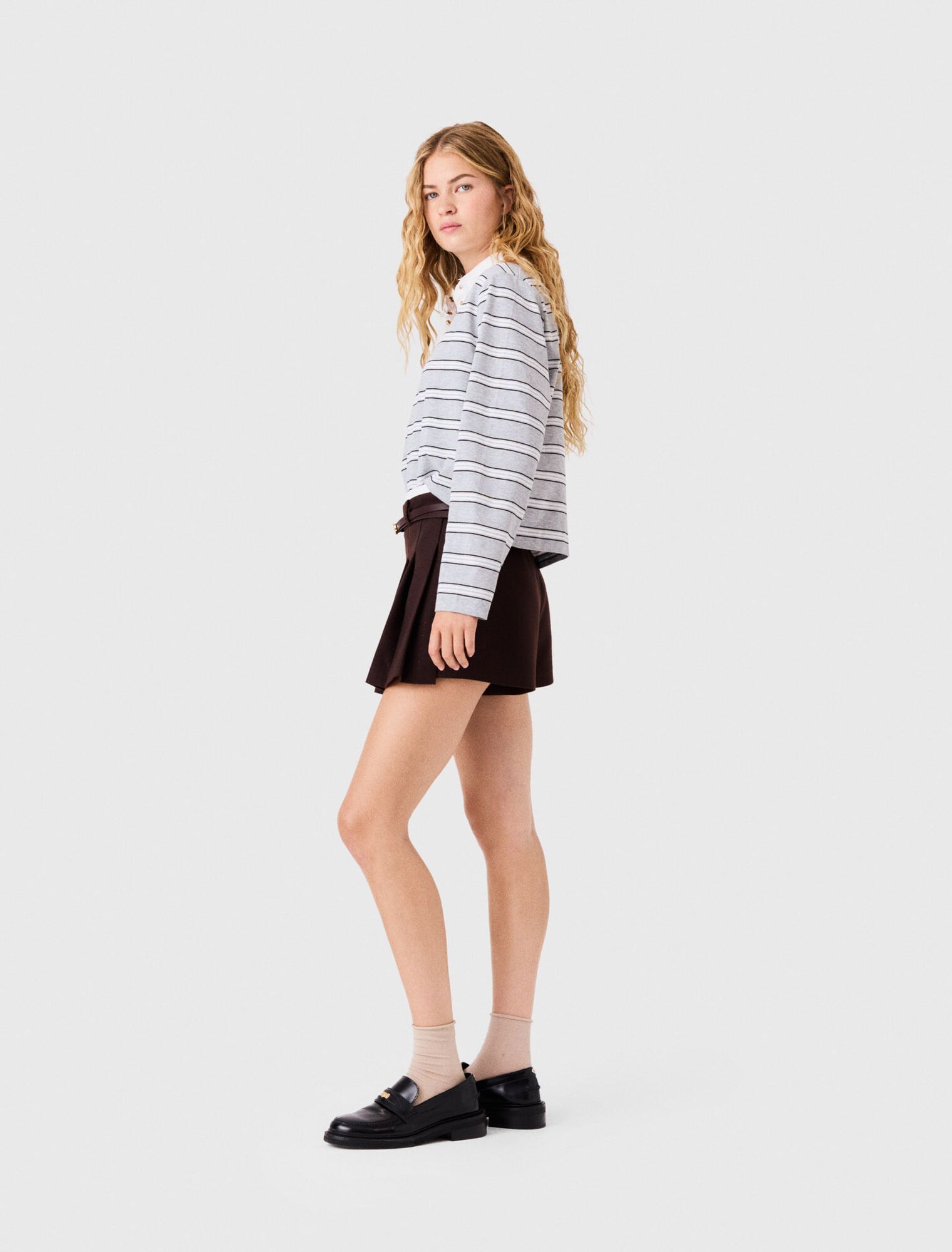 Áo thun cổ polo thêu