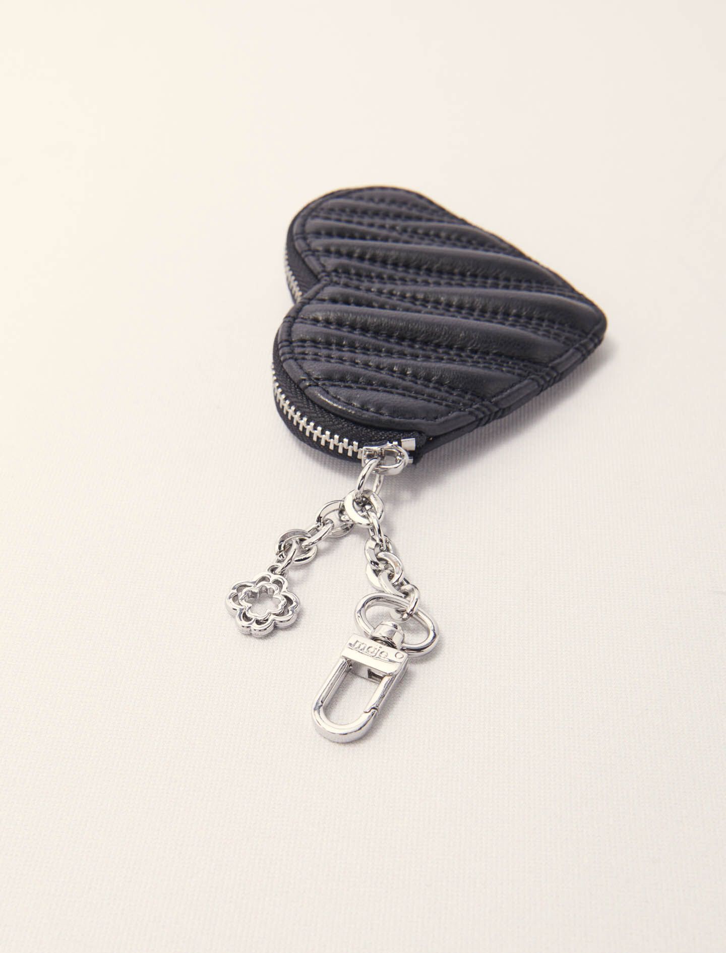 Maje - Ví da mini key chain trái tim chần bông